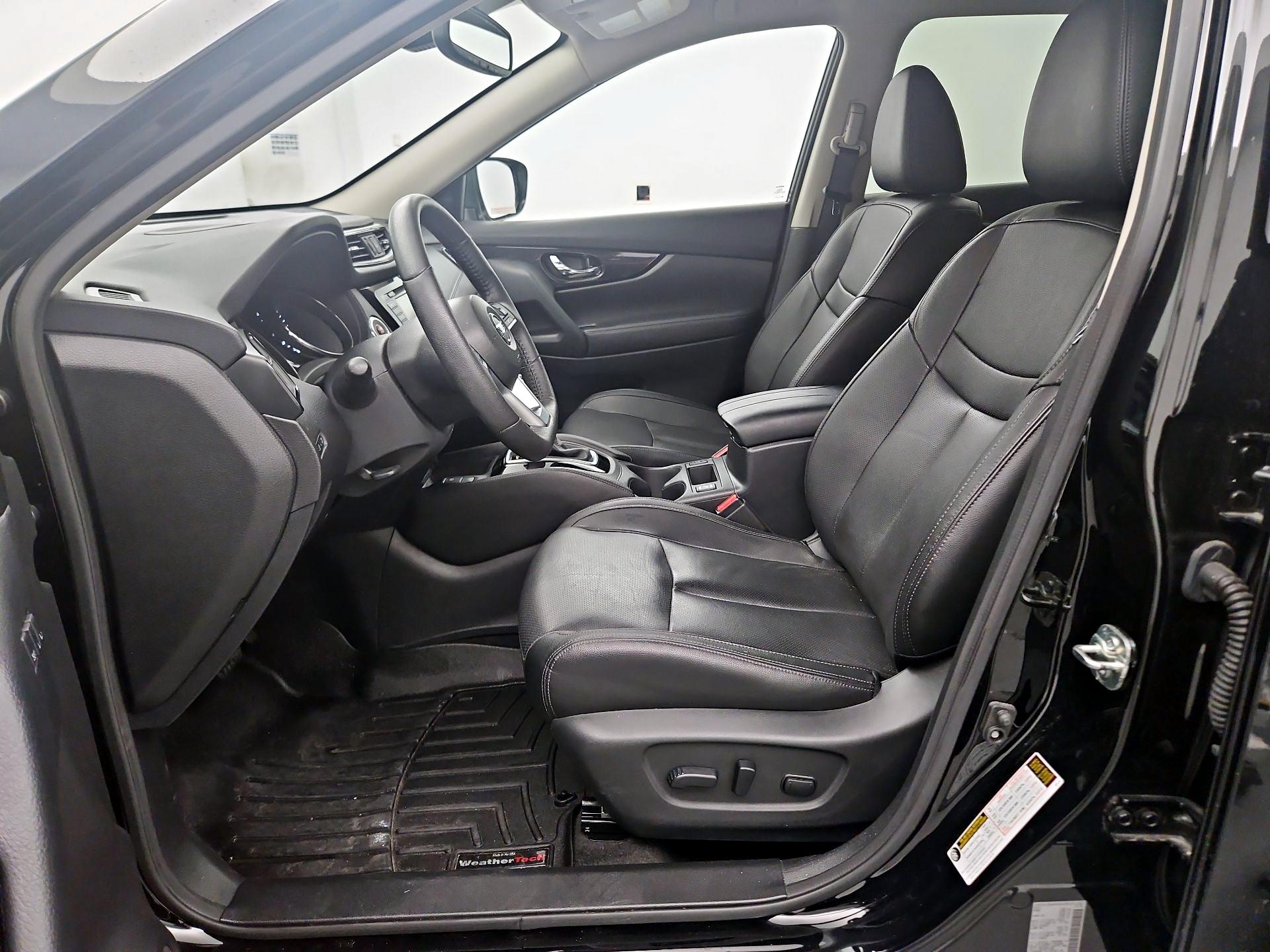 Thumbnail: 2020 Nissan Rogue - 11