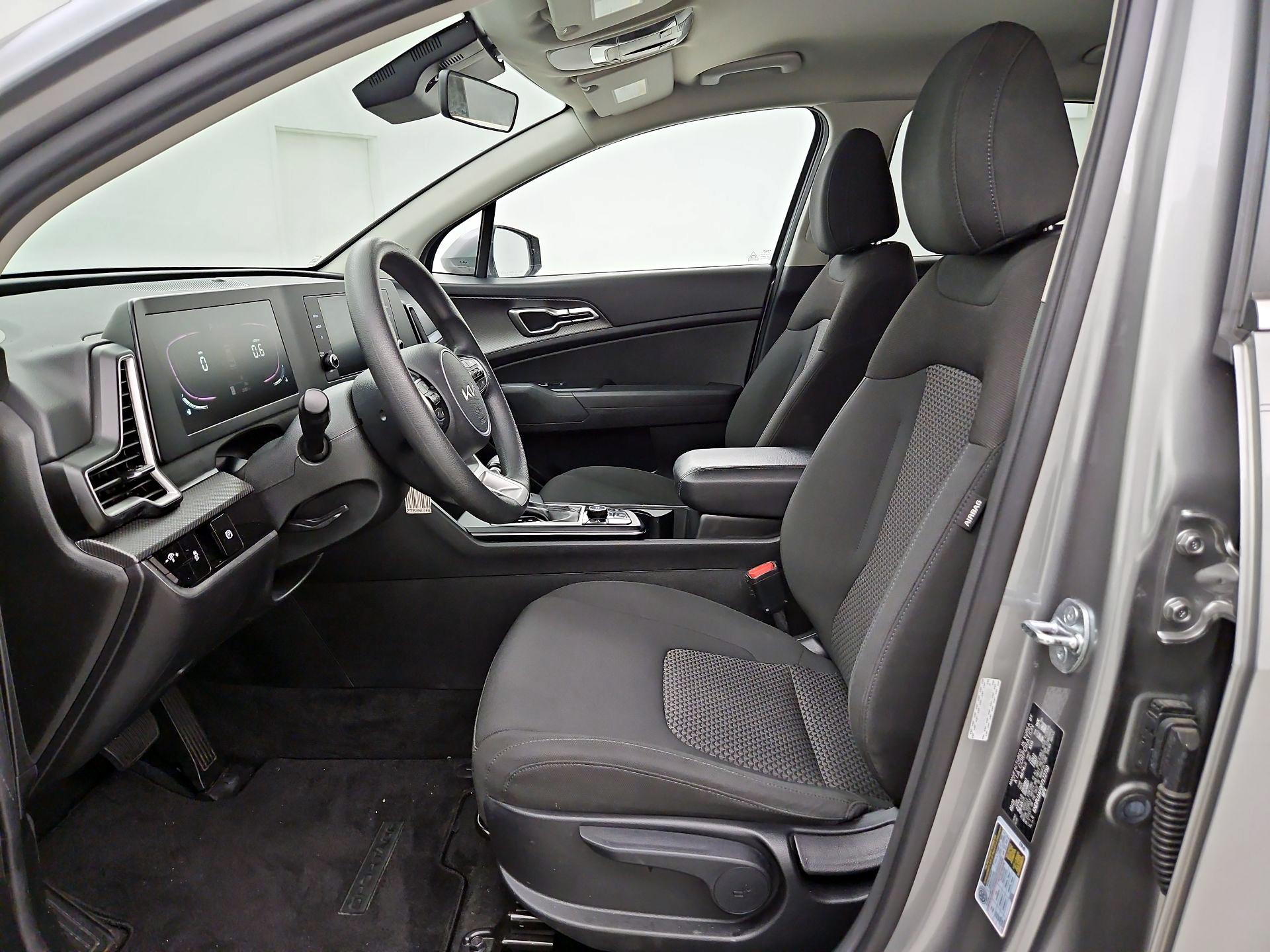 Thumbnail: 2023 Kia Sportage - 11