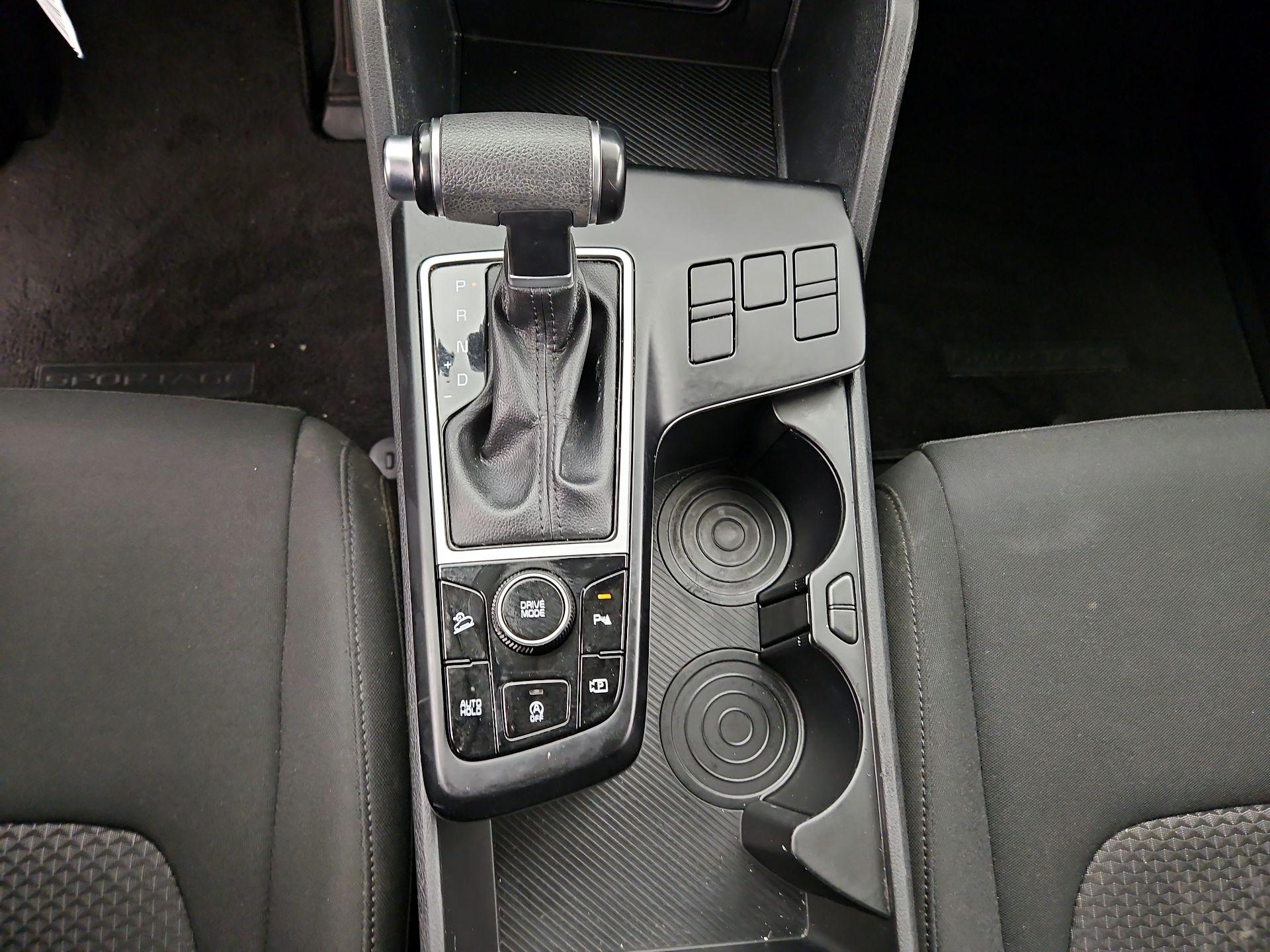 Thumbnail: 2023 Kia Sportage - 17