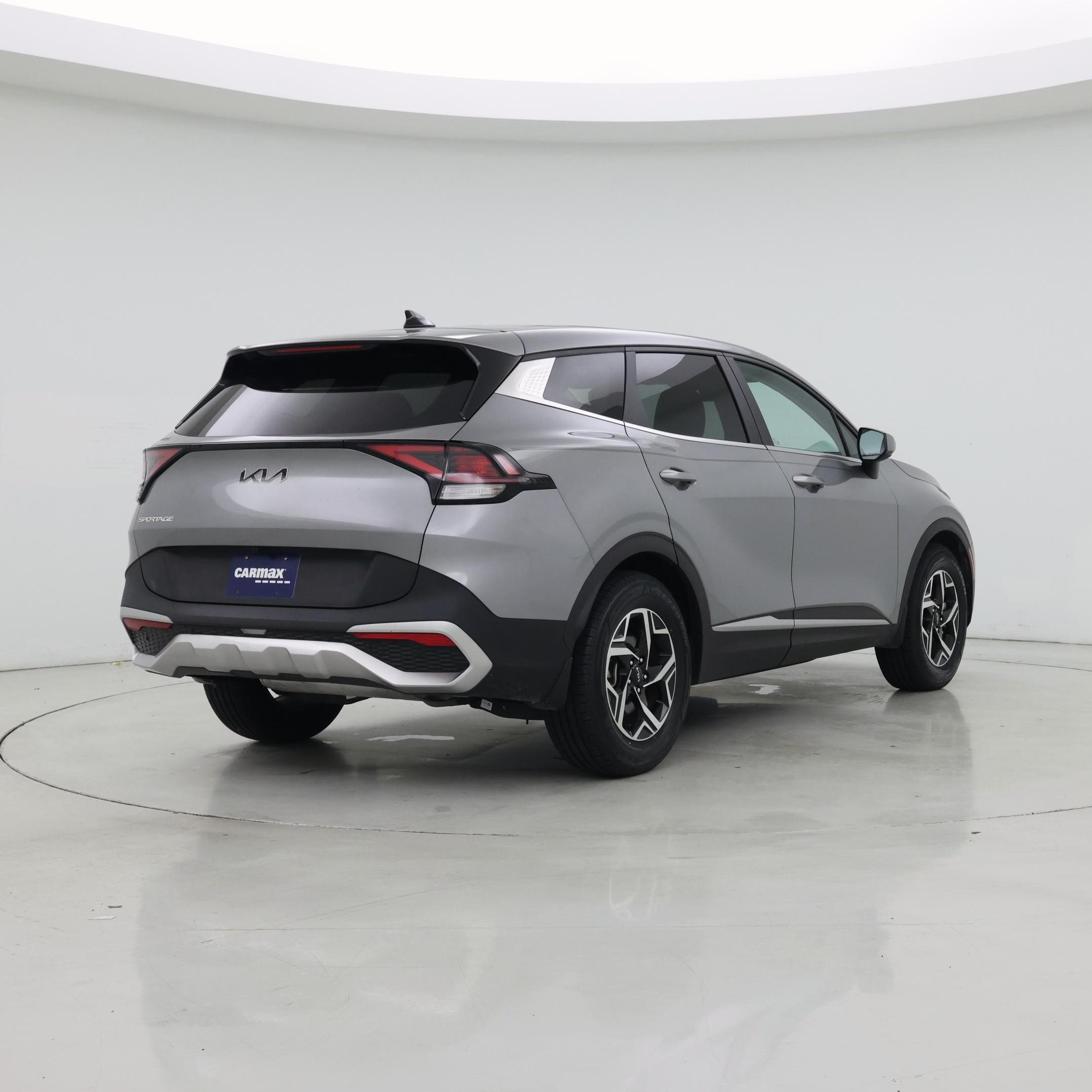 Thumbnail: 2023 Kia Sportage - 8