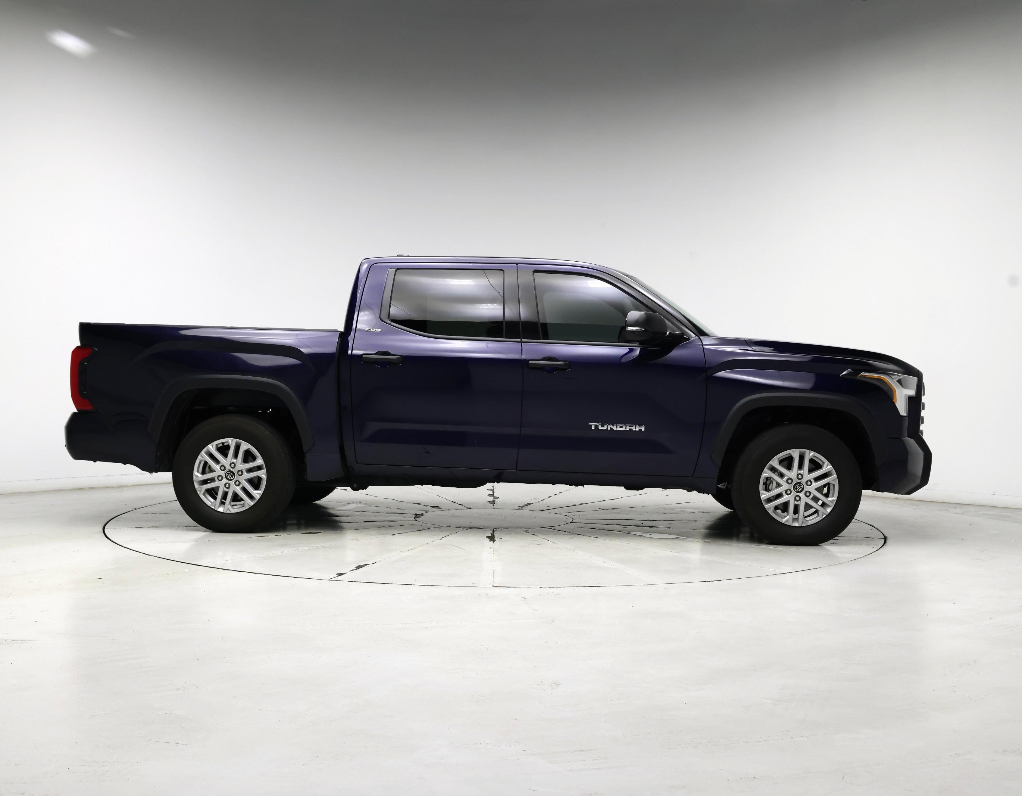 Thumbnail: 2022 Toyota Tundra - 7