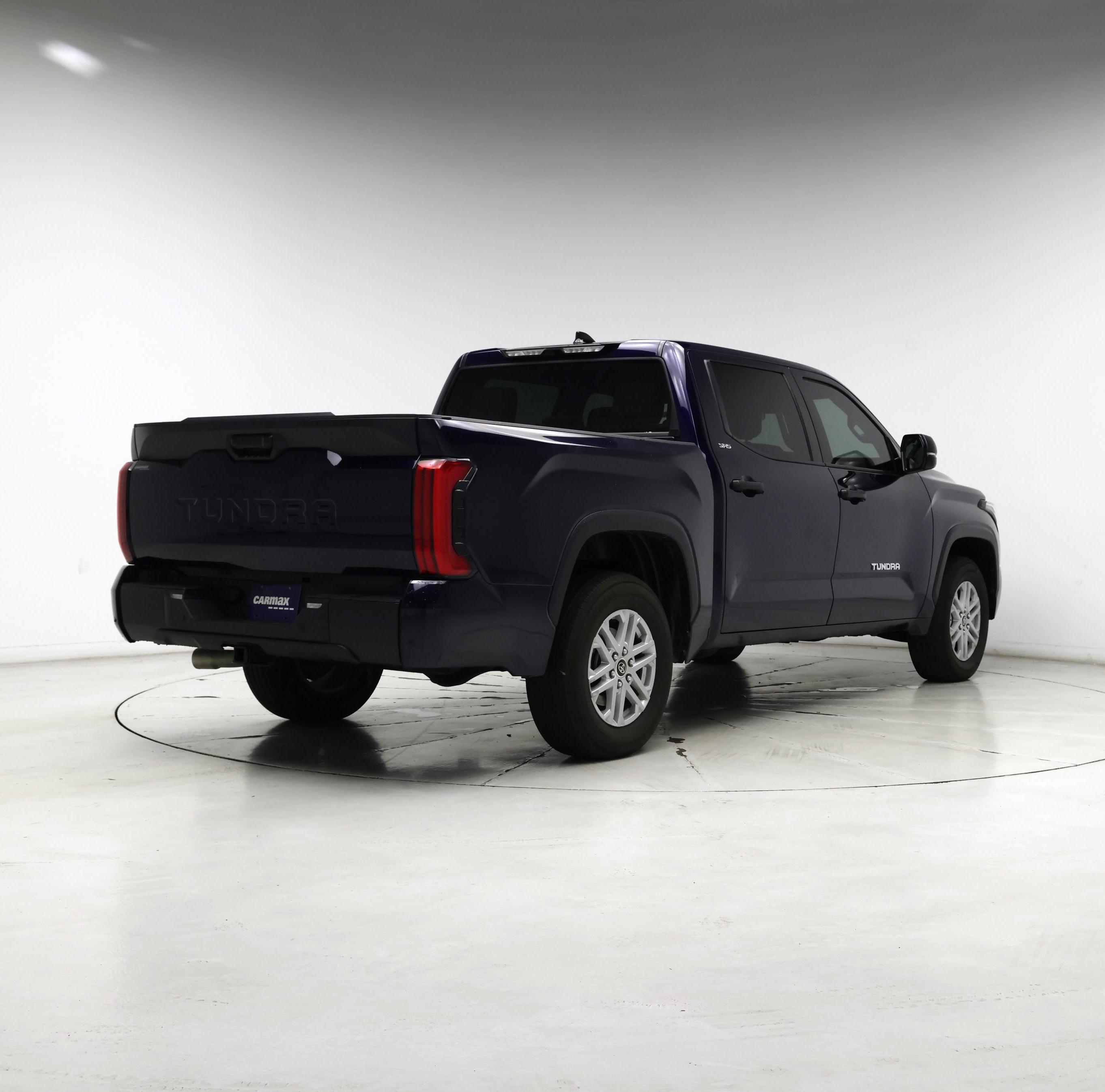 Thumbnail: 2022 Toyota Tundra - 8