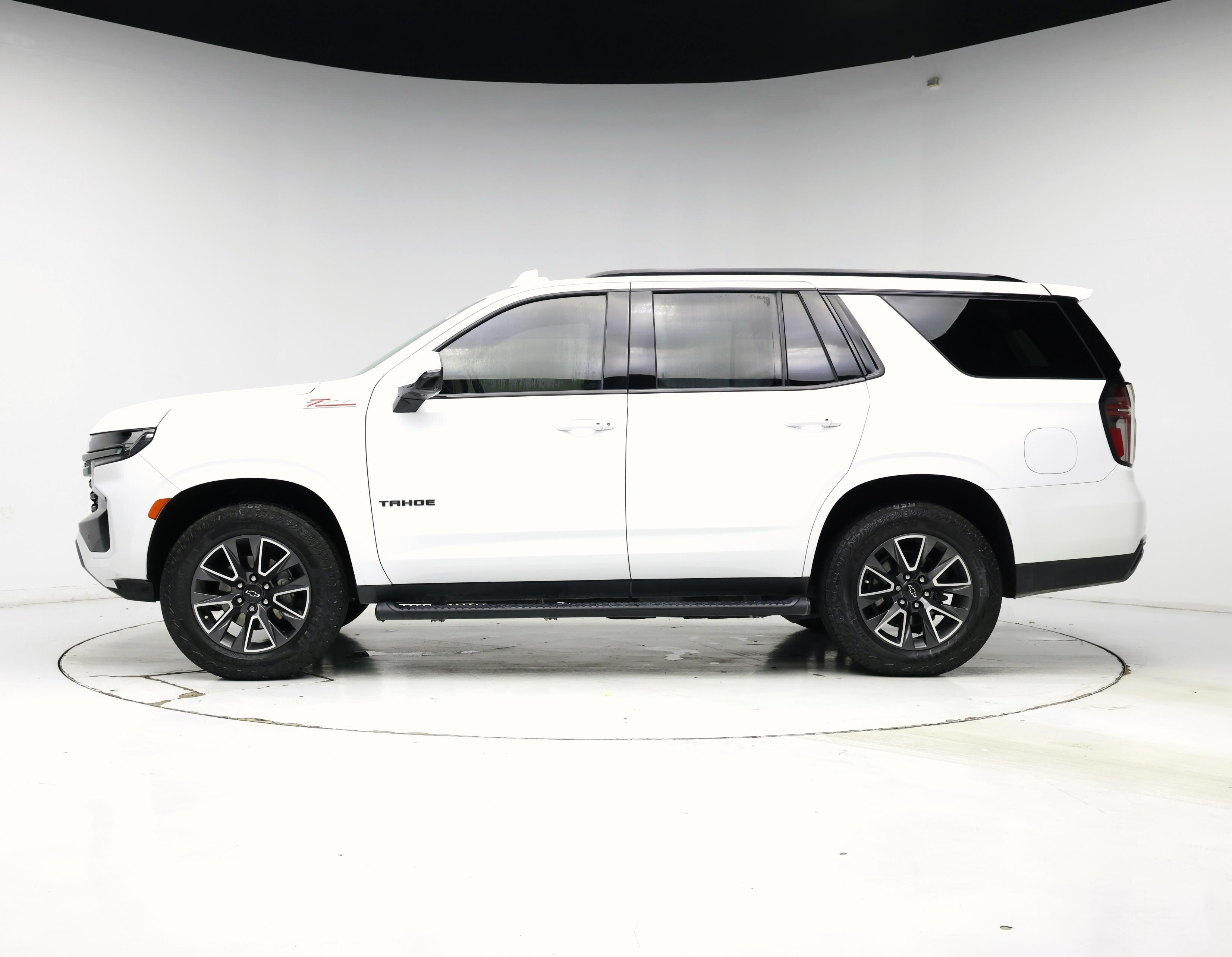 Thumbnail: 2022 Chevrolet Tahoe - 3