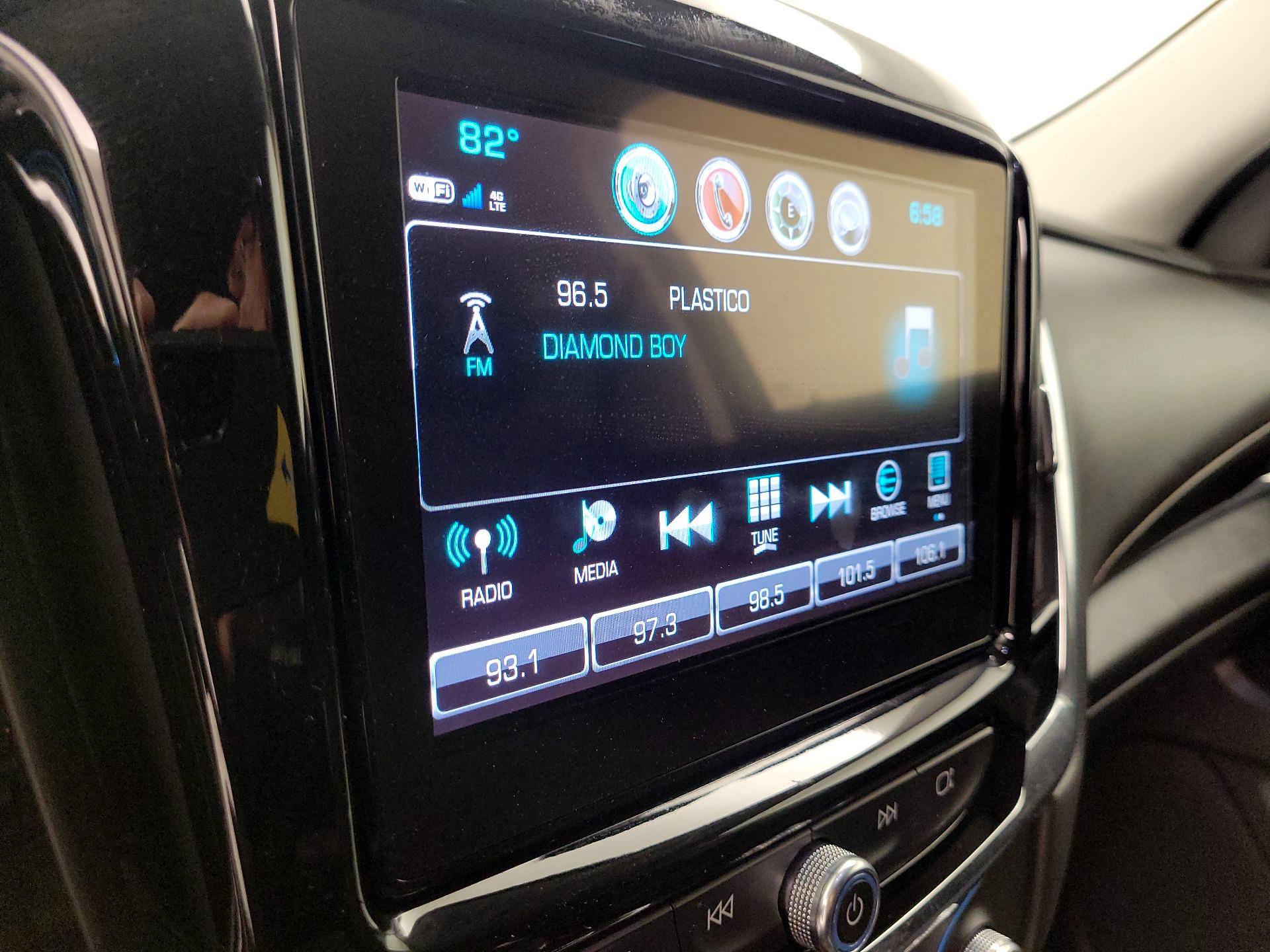 Thumbnail: 2018 Chevrolet Traverse - 15