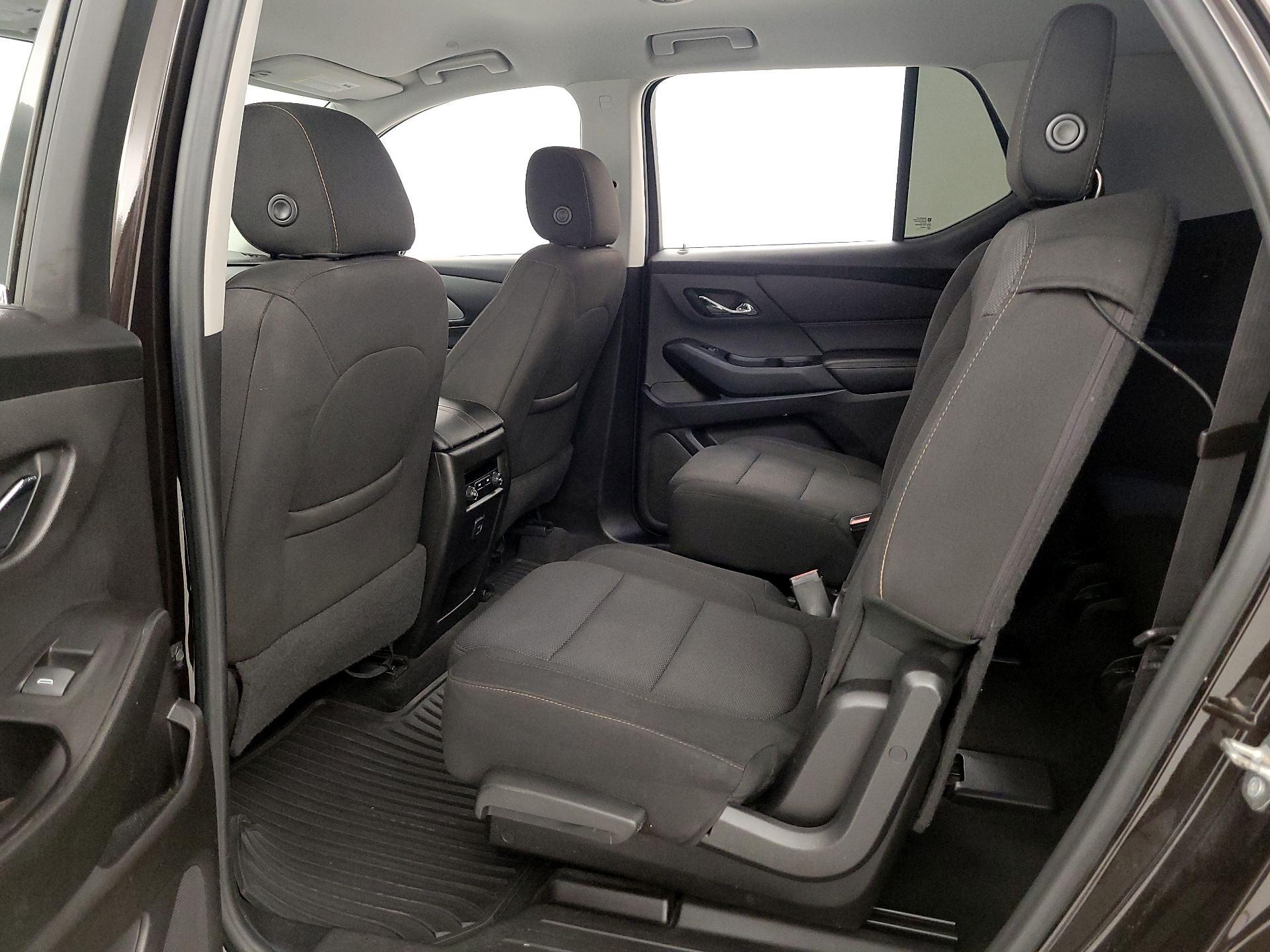 Thumbnail: 2018 Chevrolet Traverse - 19