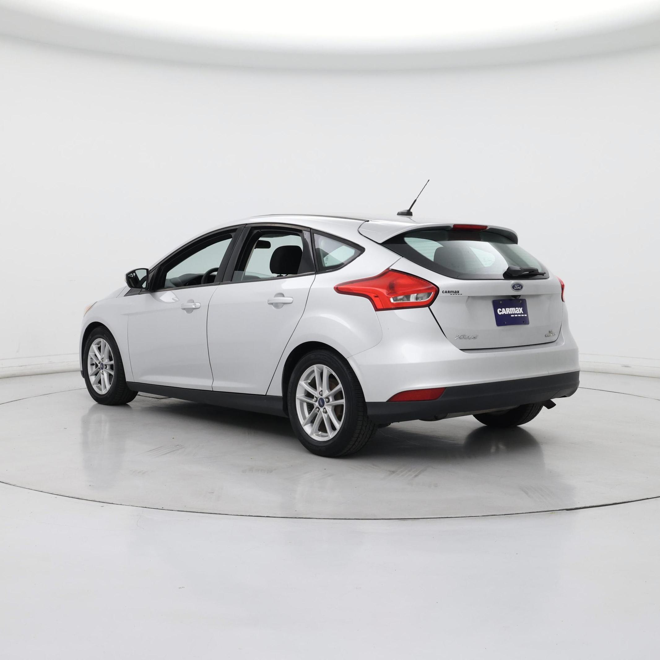 Thumbnail: 2016 Ford Focus - 2