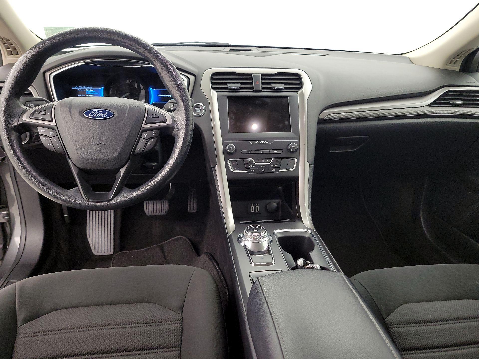 Thumbnail: 2020 Ford Fusion - 9