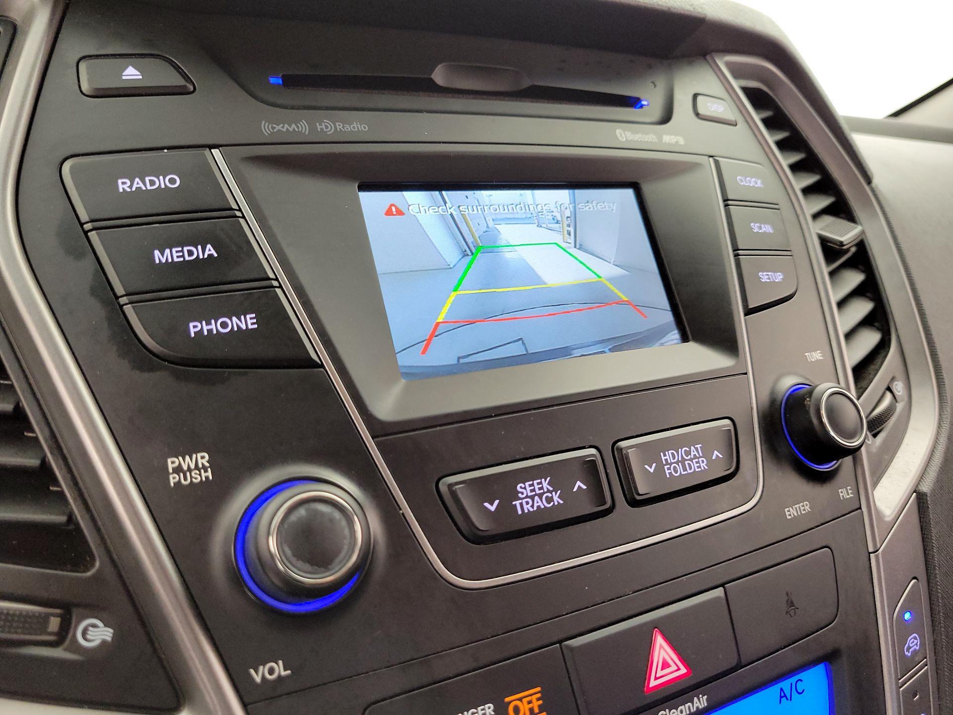 Thumbnail: 2013 Hyundai Santa Fe - 14