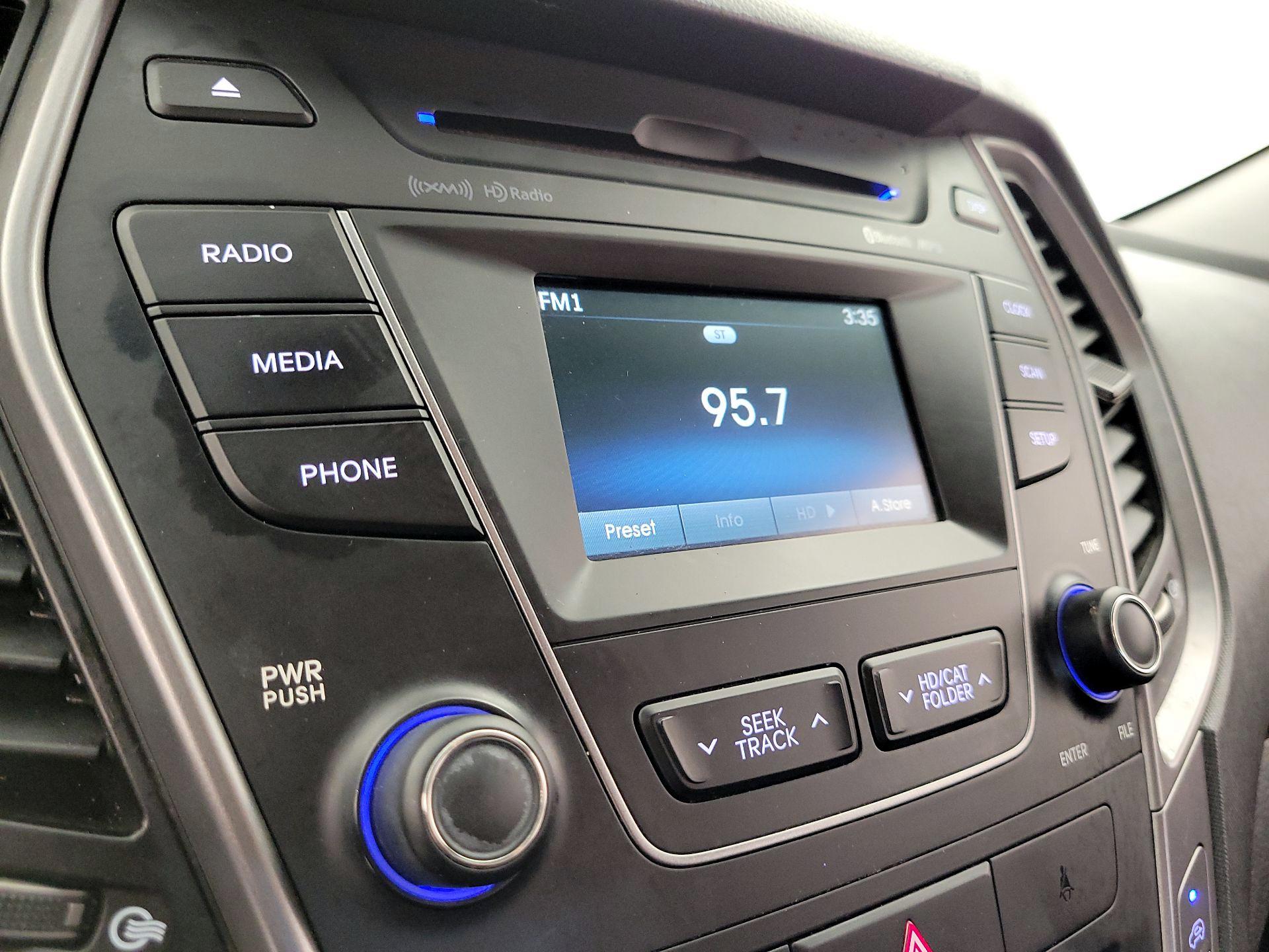 Thumbnail: 2013 Hyundai Santa Fe - 15