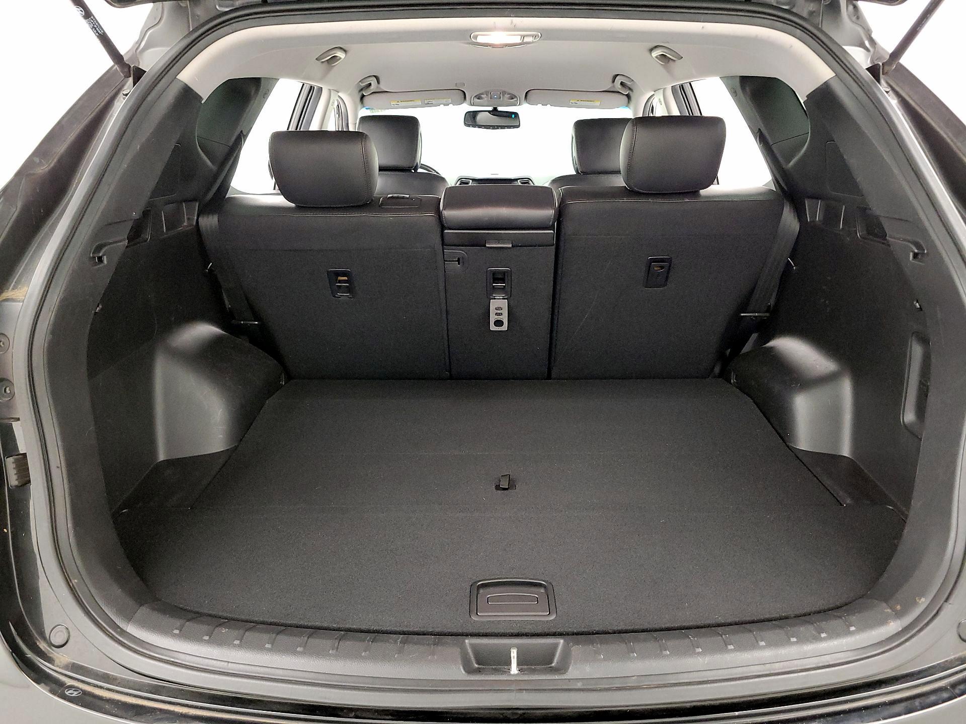 Thumbnail: 2013 Hyundai Santa Fe - 20