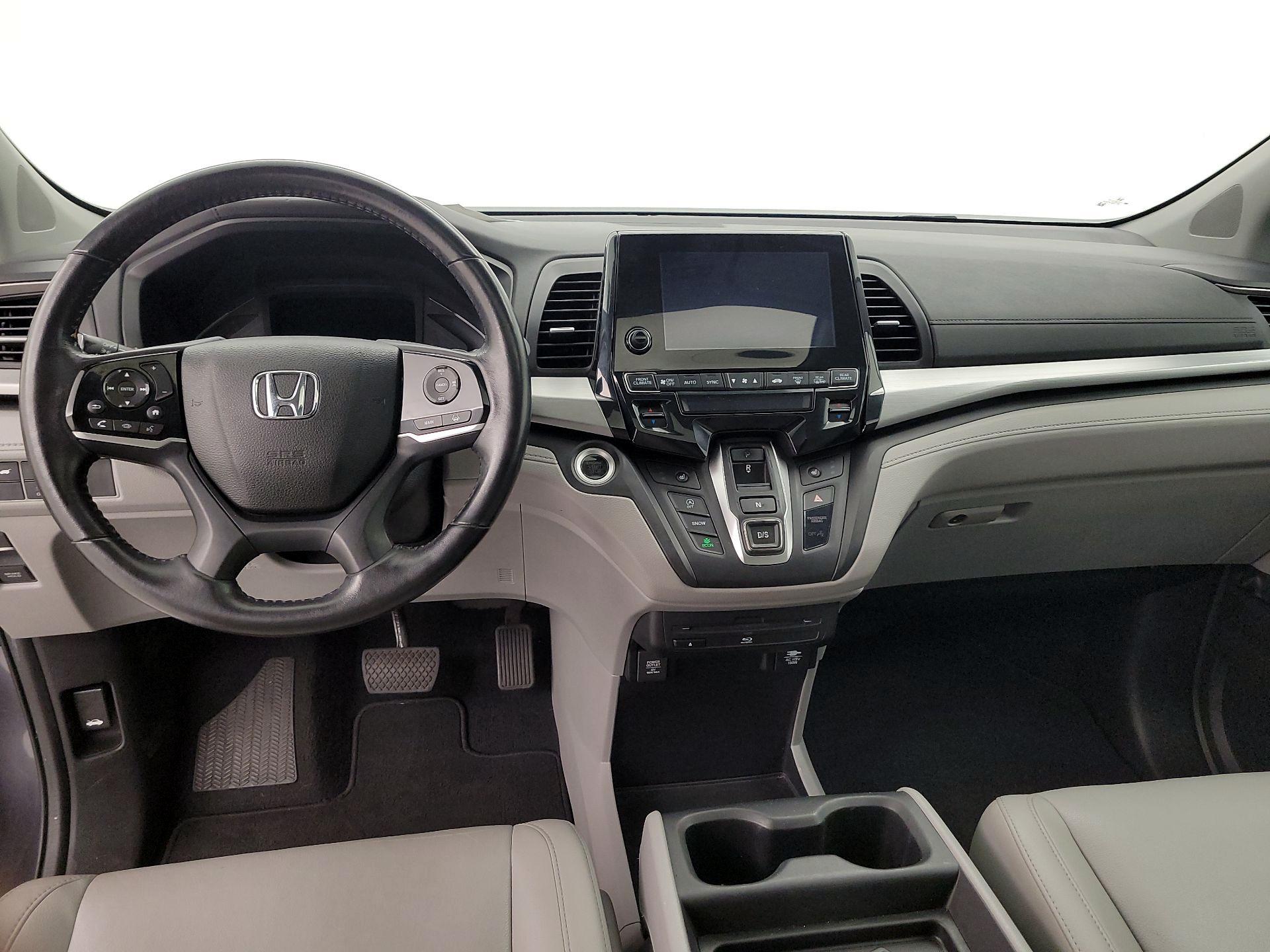 Thumbnail: 2018 Honda Odyssey - 9