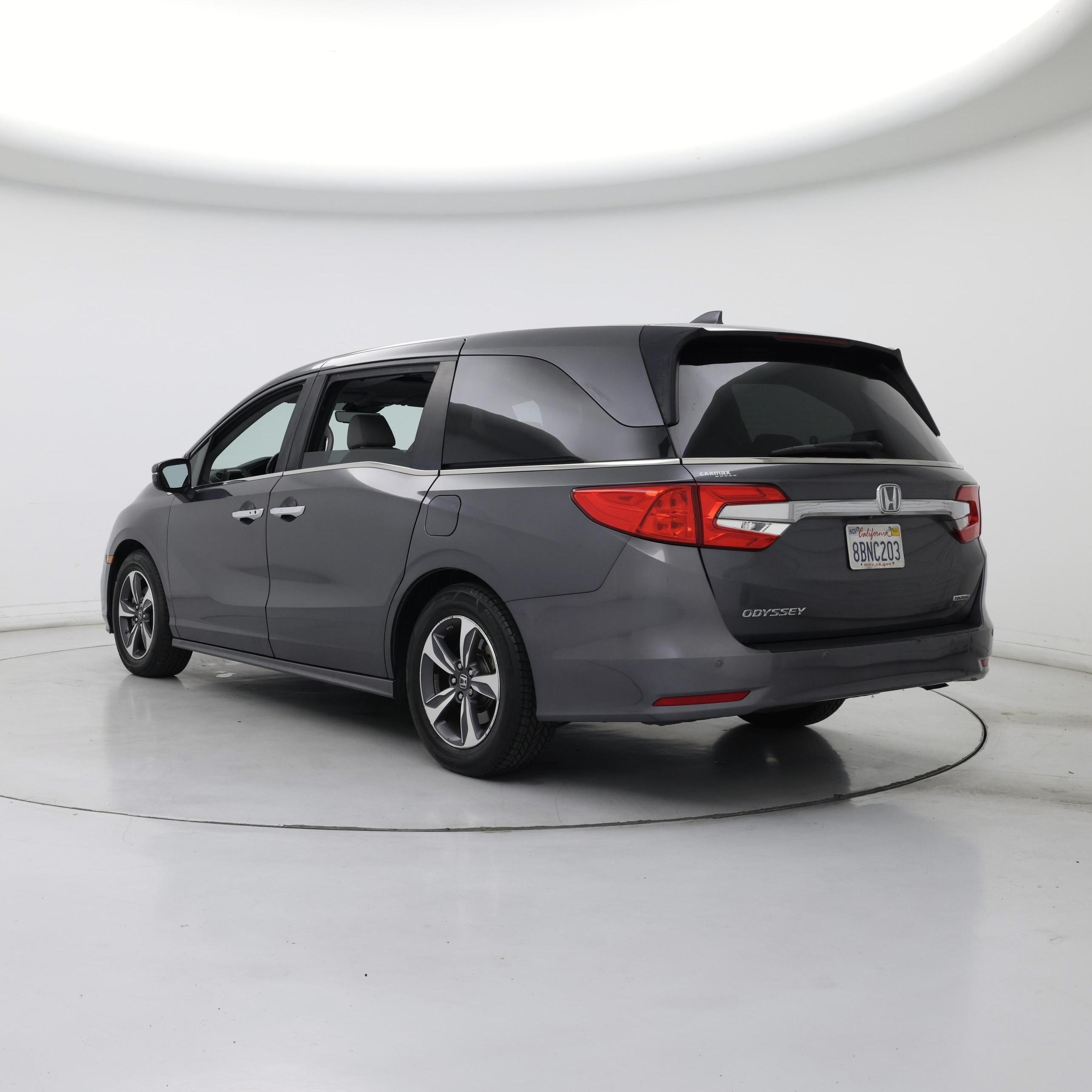Thumbnail: 2018 Honda Odyssey - 2