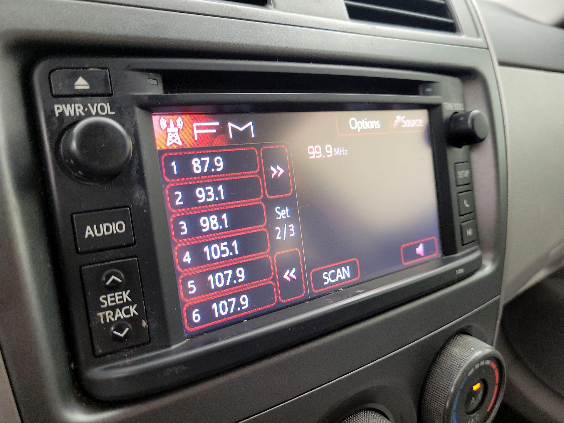 Thumbnail: 2013 Toyota Corolla - 14