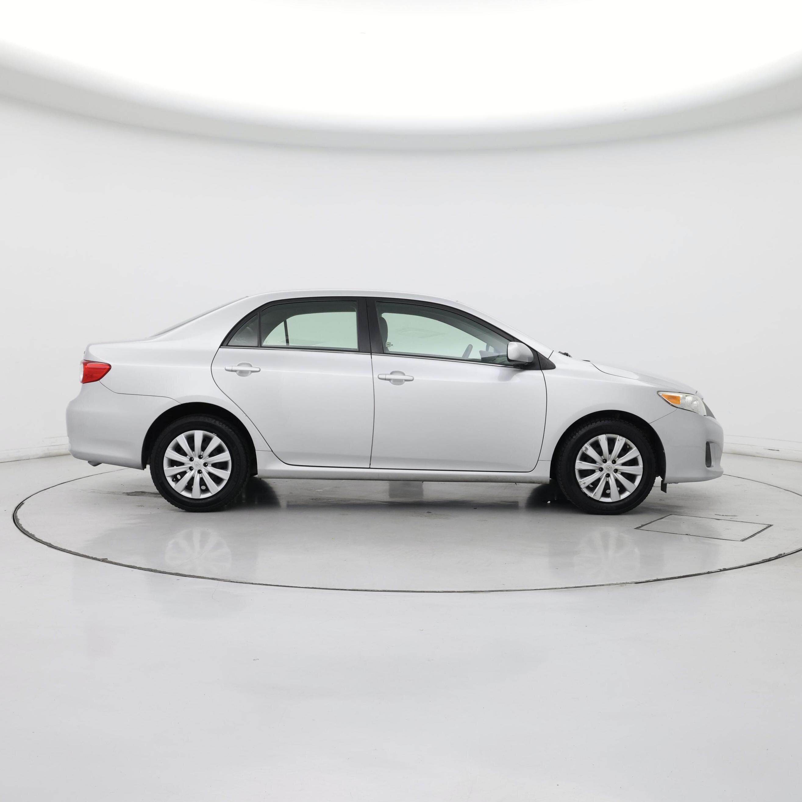 Thumbnail: 2013 Toyota Corolla - 7