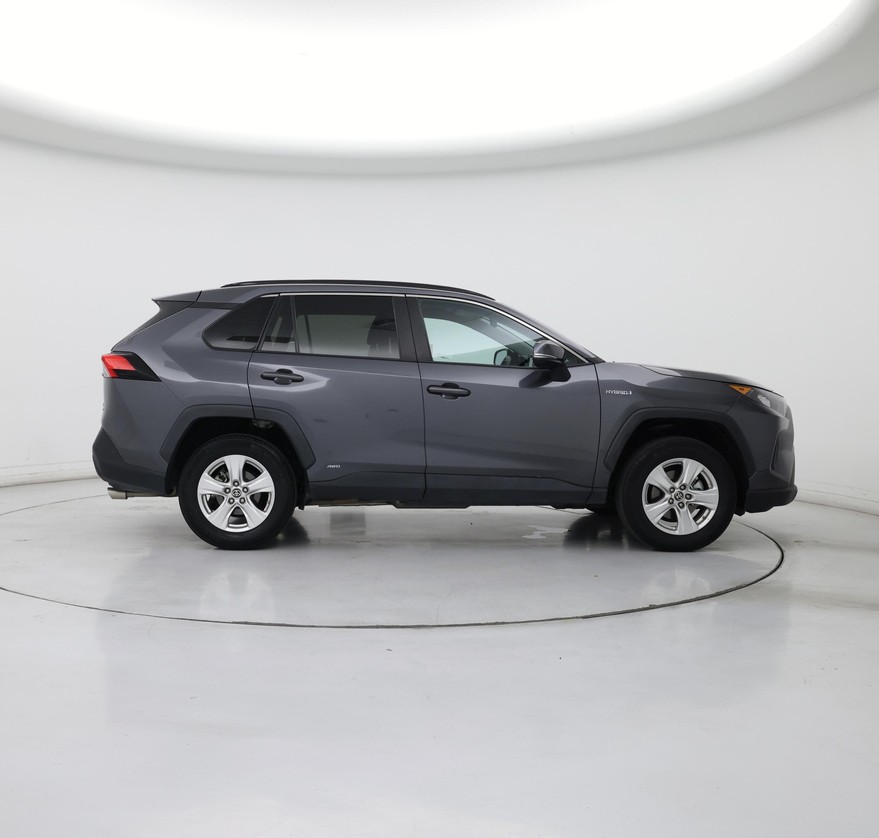 Thumbnail: 2021 Toyota RAV4 - 7