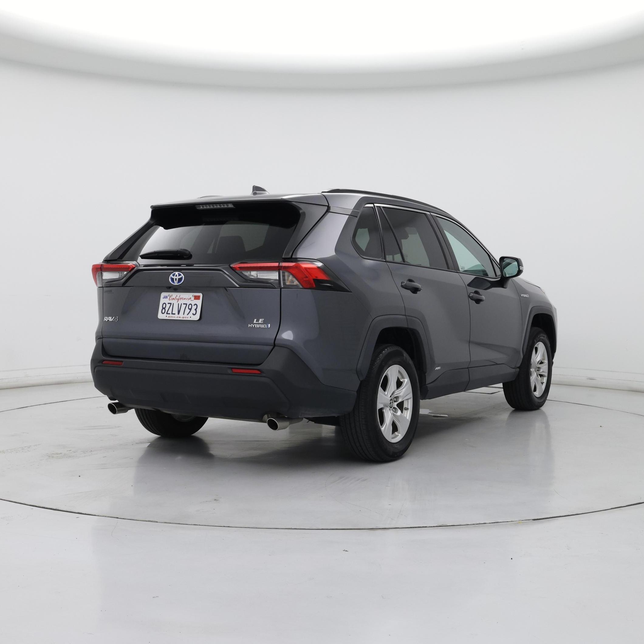 Thumbnail: 2021 Toyota RAV4 - 8