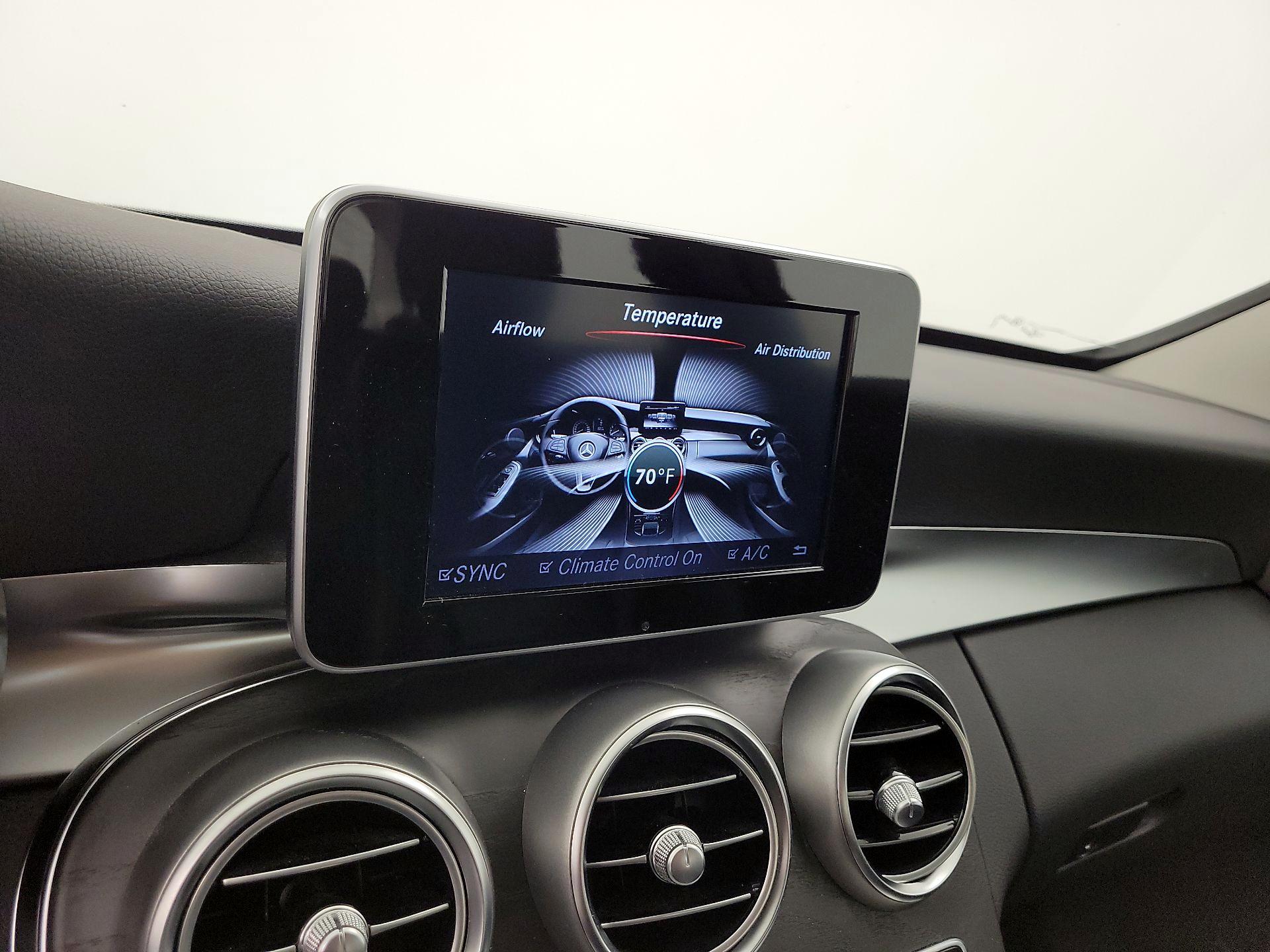 Thumbnail: 2015 Mercedes-Benz C-Class - 16
