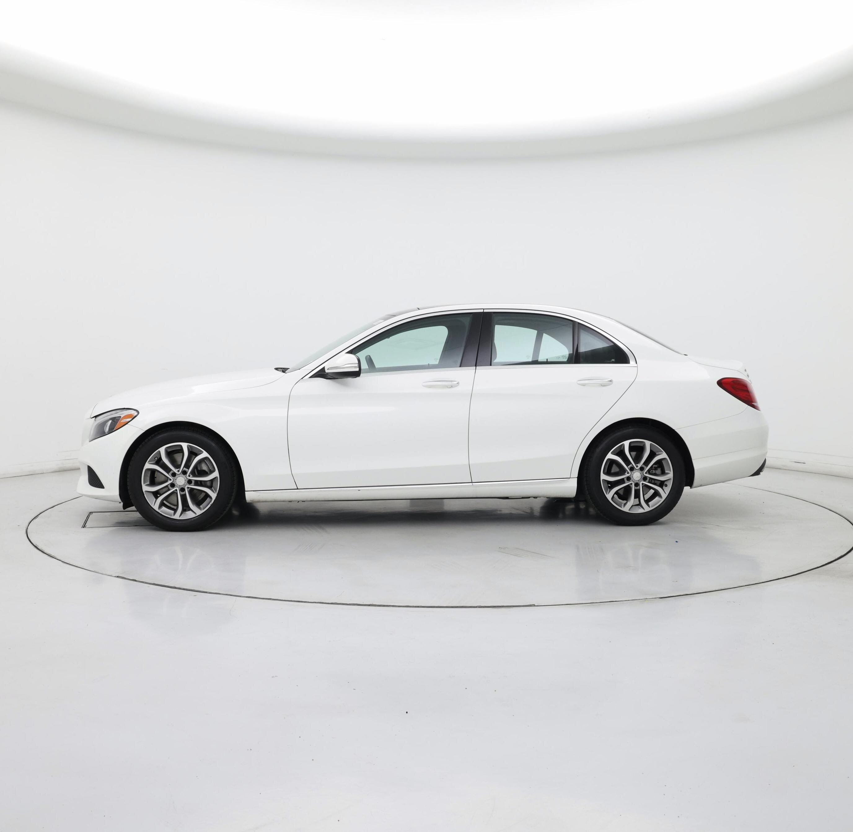 Thumbnail: 2015 Mercedes-Benz C-Class - 3