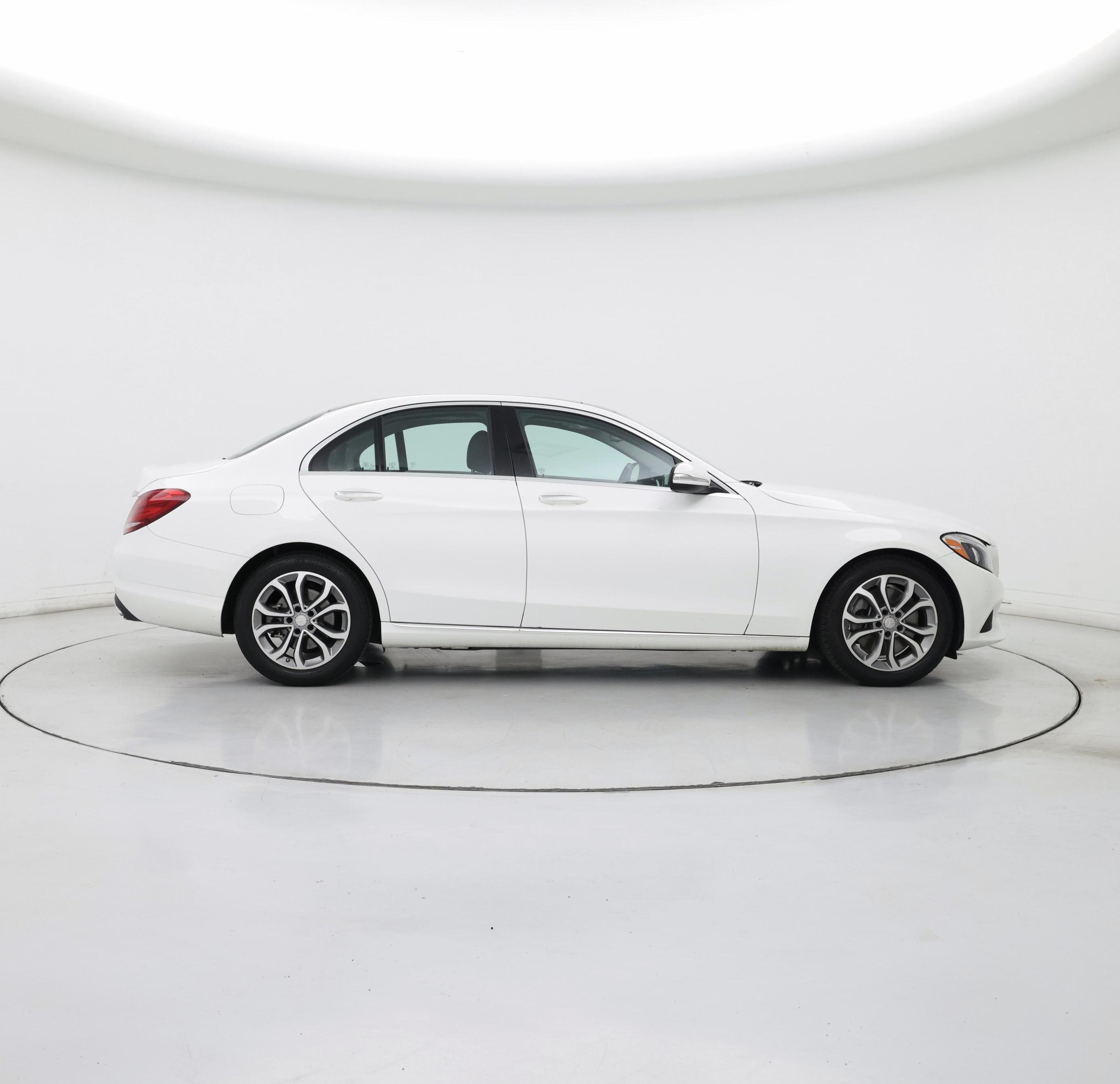 Thumbnail: 2015 Mercedes-Benz C-Class - 7