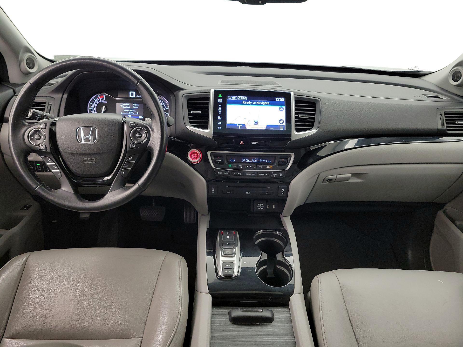 Thumbnail: 2016 Honda Pilot - 9