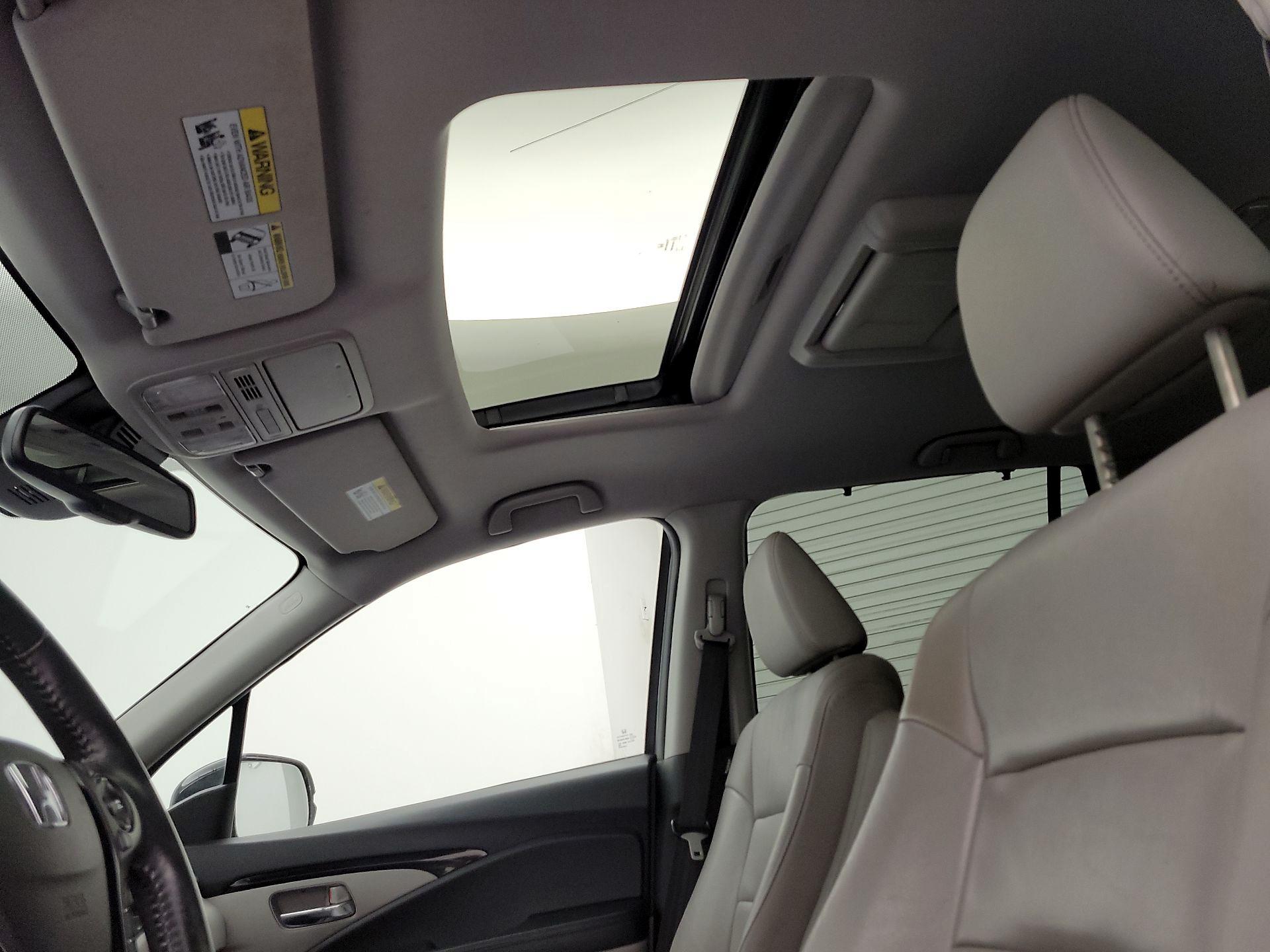 Thumbnail: 2016 Honda Pilot - 20