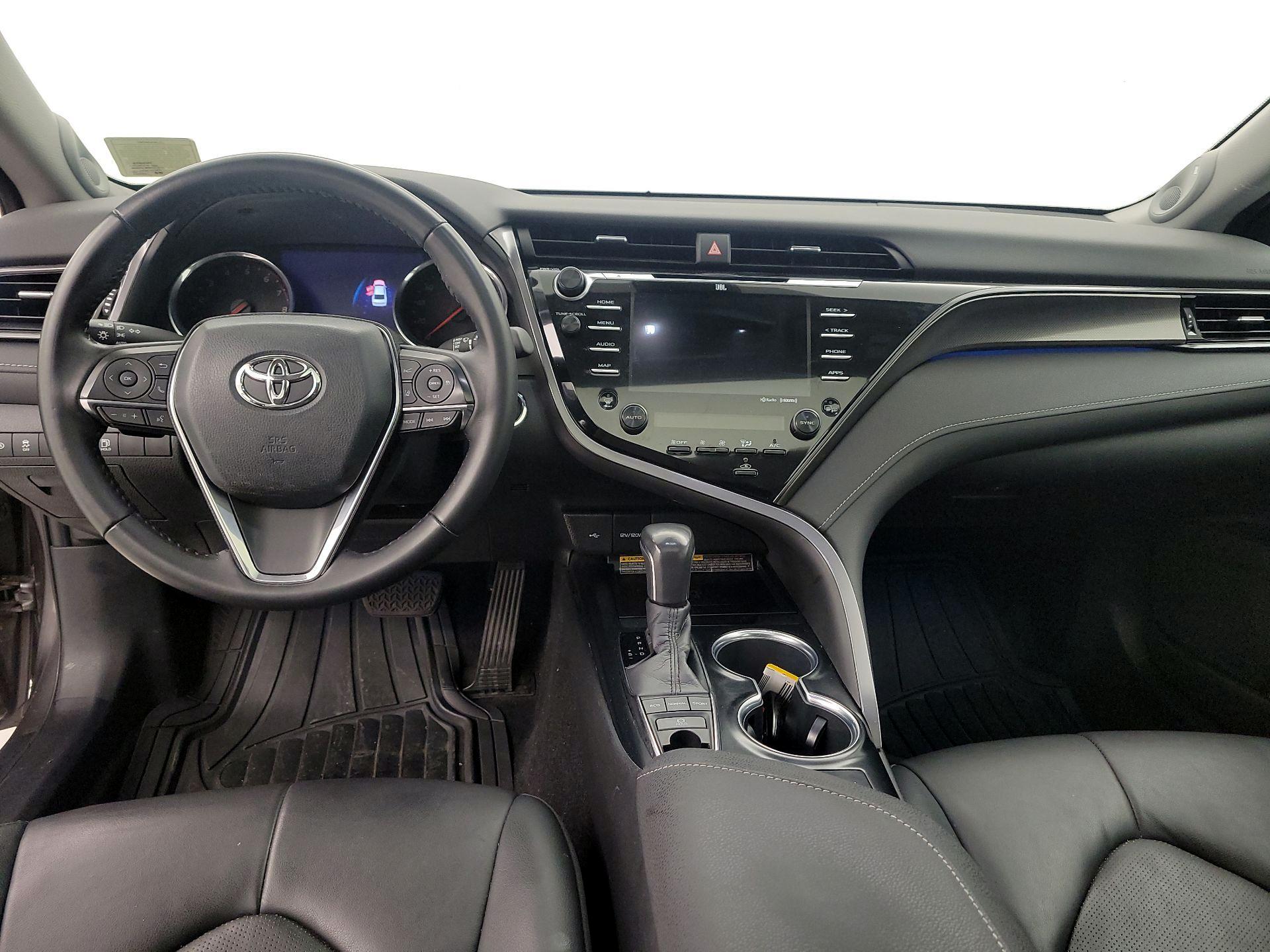 Thumbnail: 2020 Toyota Camry - 9