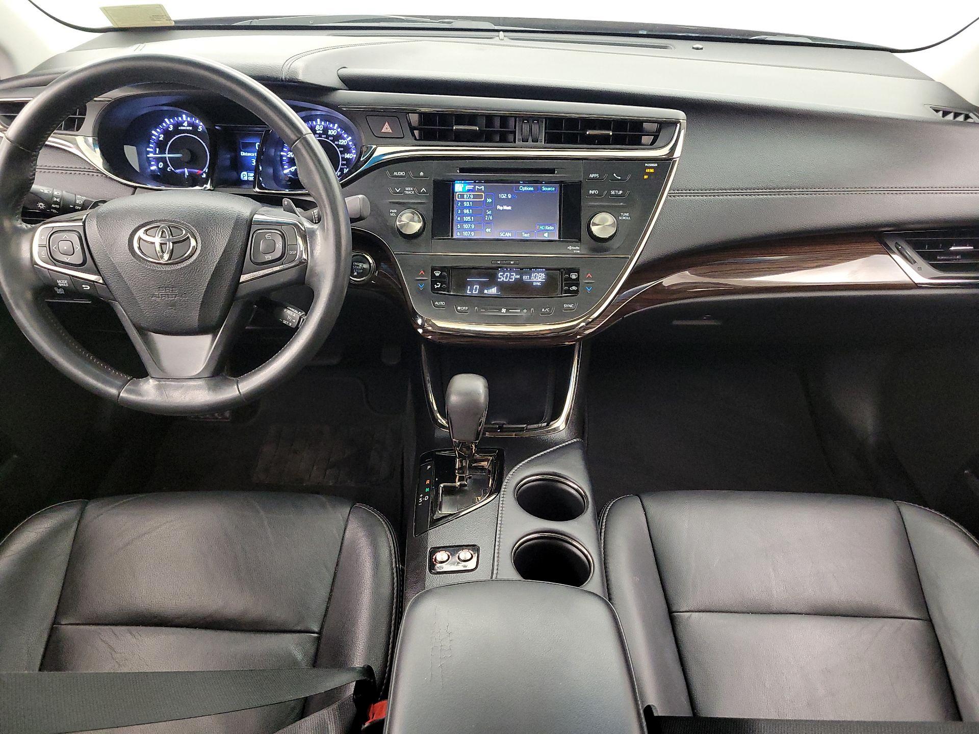 Thumbnail: 2013 Toyota Avalon - 9