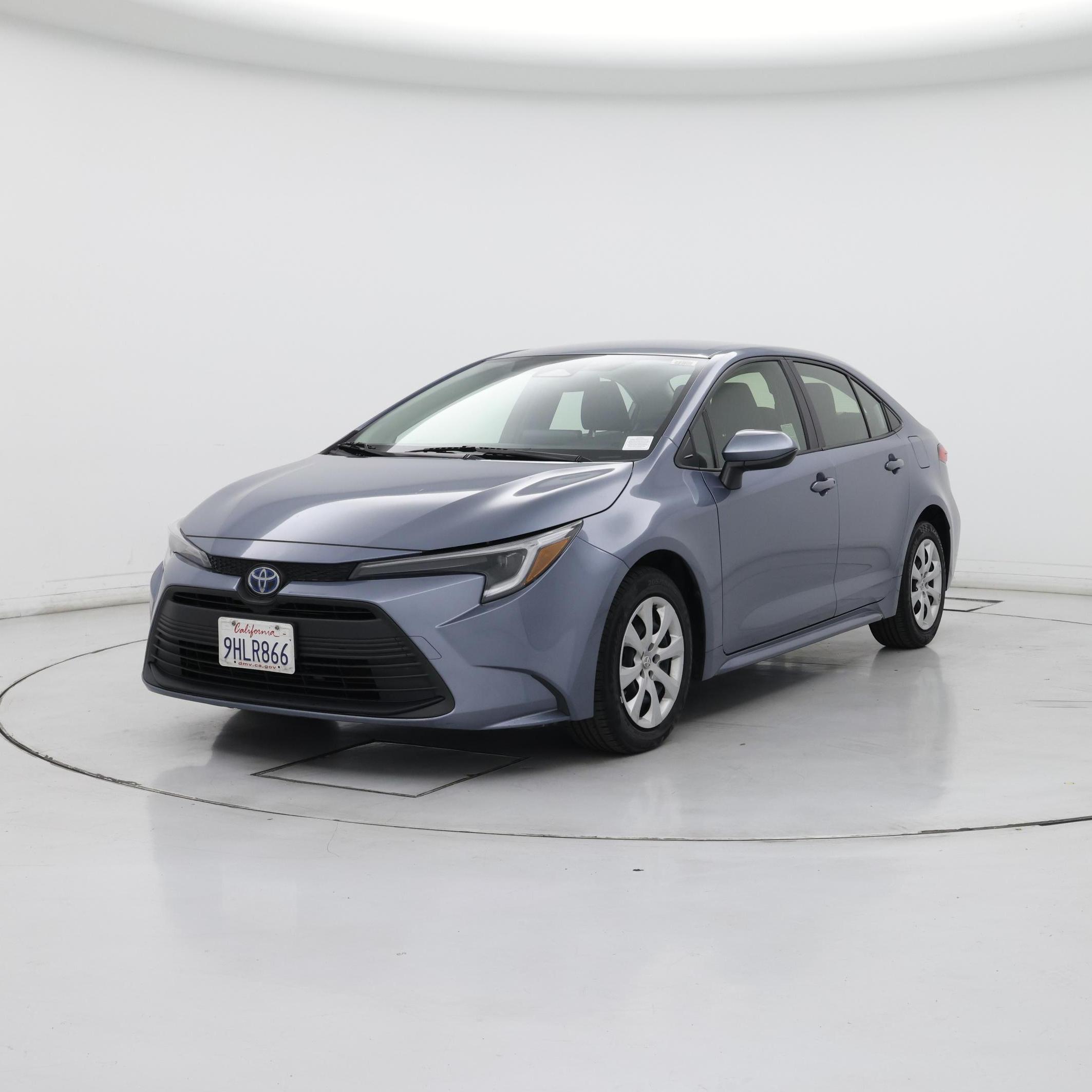 Thumbnail: 2023 Toyota Corolla - 4