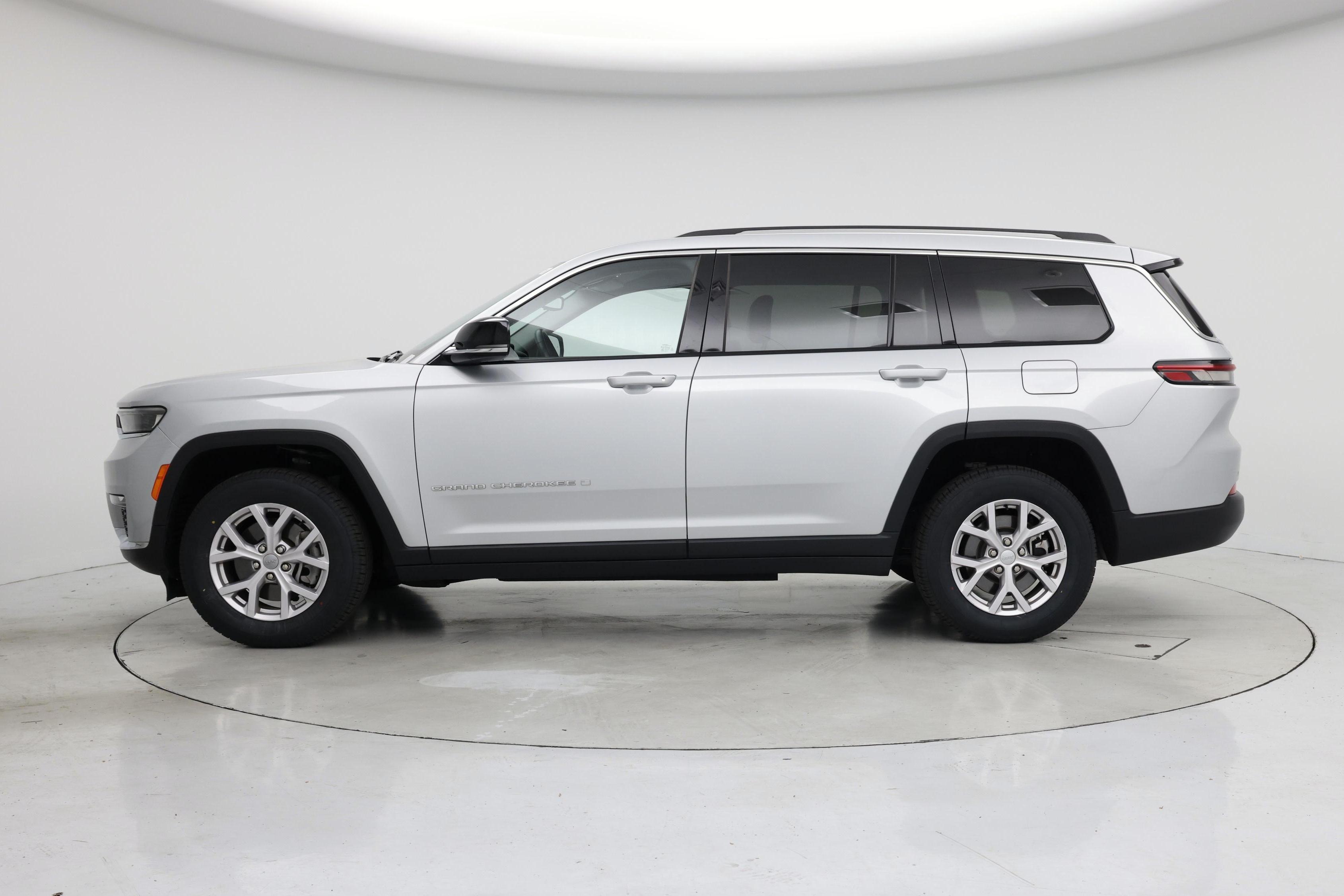 Thumbnail: 2022 Jeep Grand Cherokee L - 3