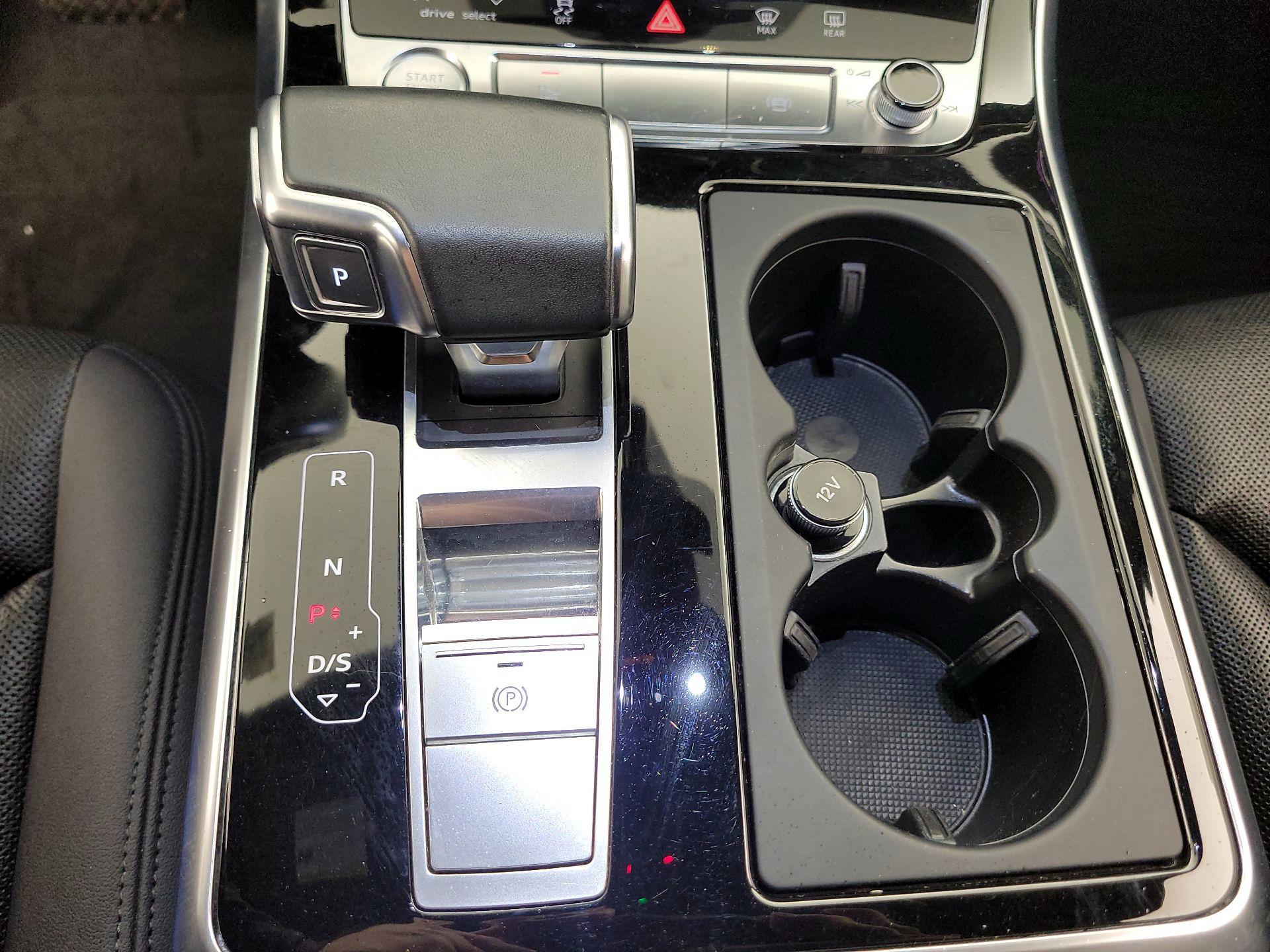 Thumbnail: 2020 Audi Q7 - 18