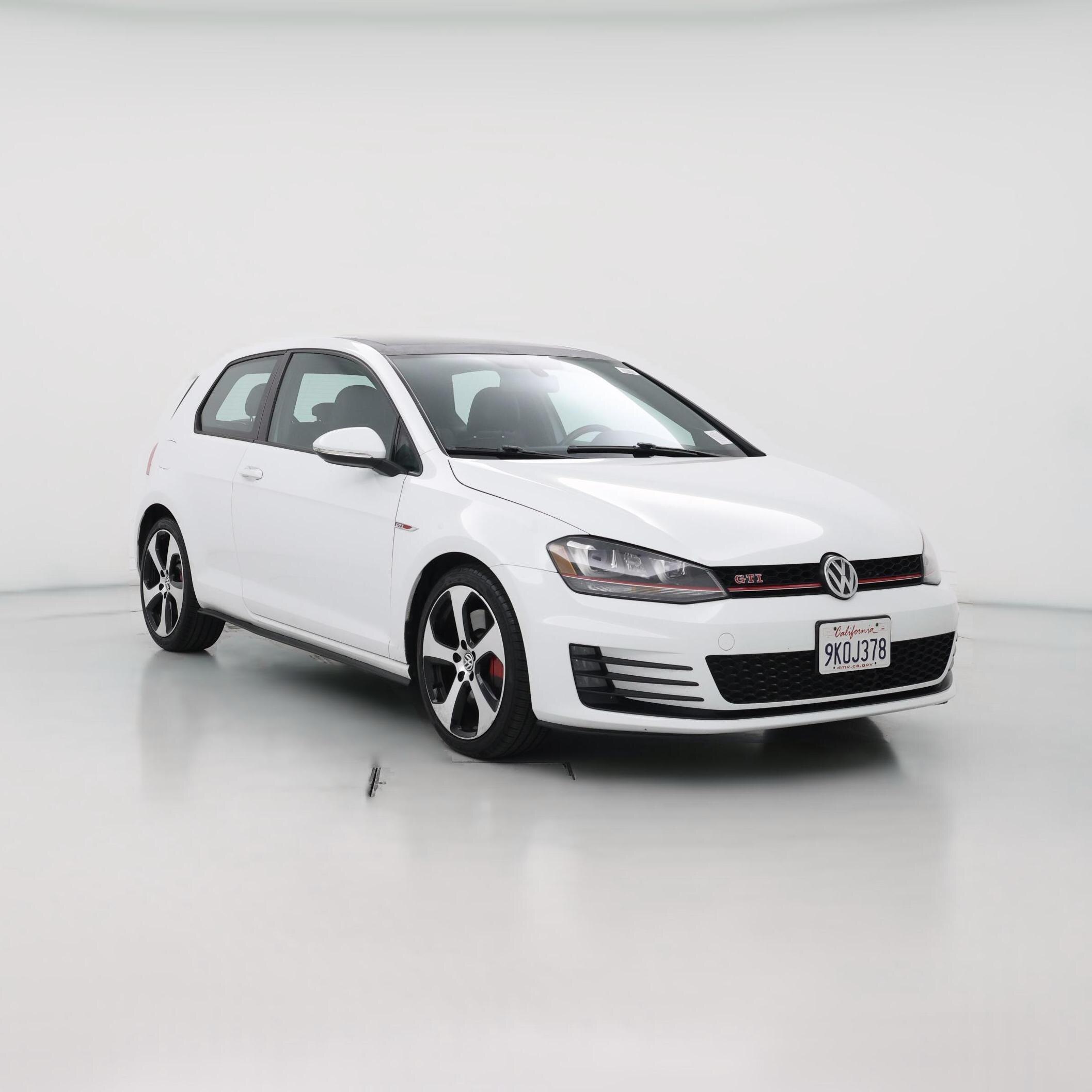 Thumbnail: 2015 Volkswagen Golf - 1