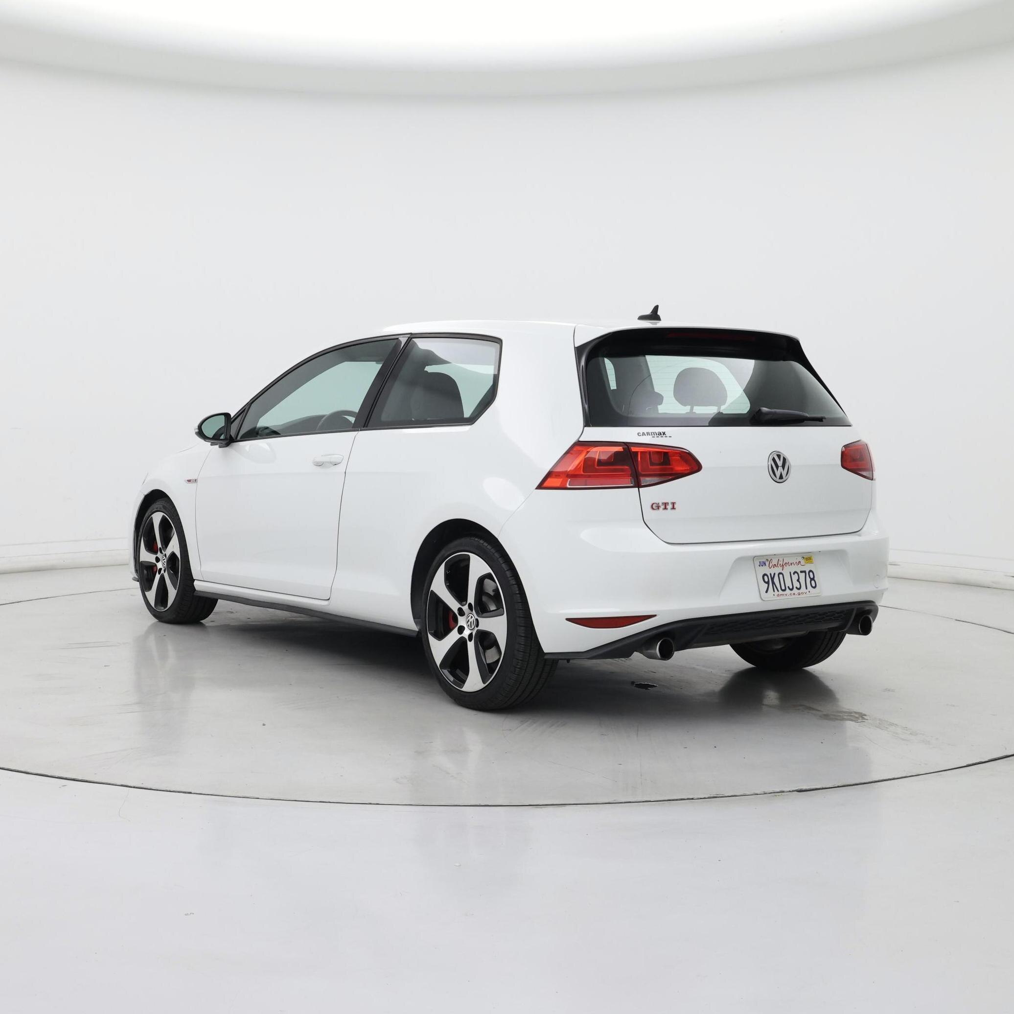 Thumbnail: 2015 Volkswagen Golf - 2