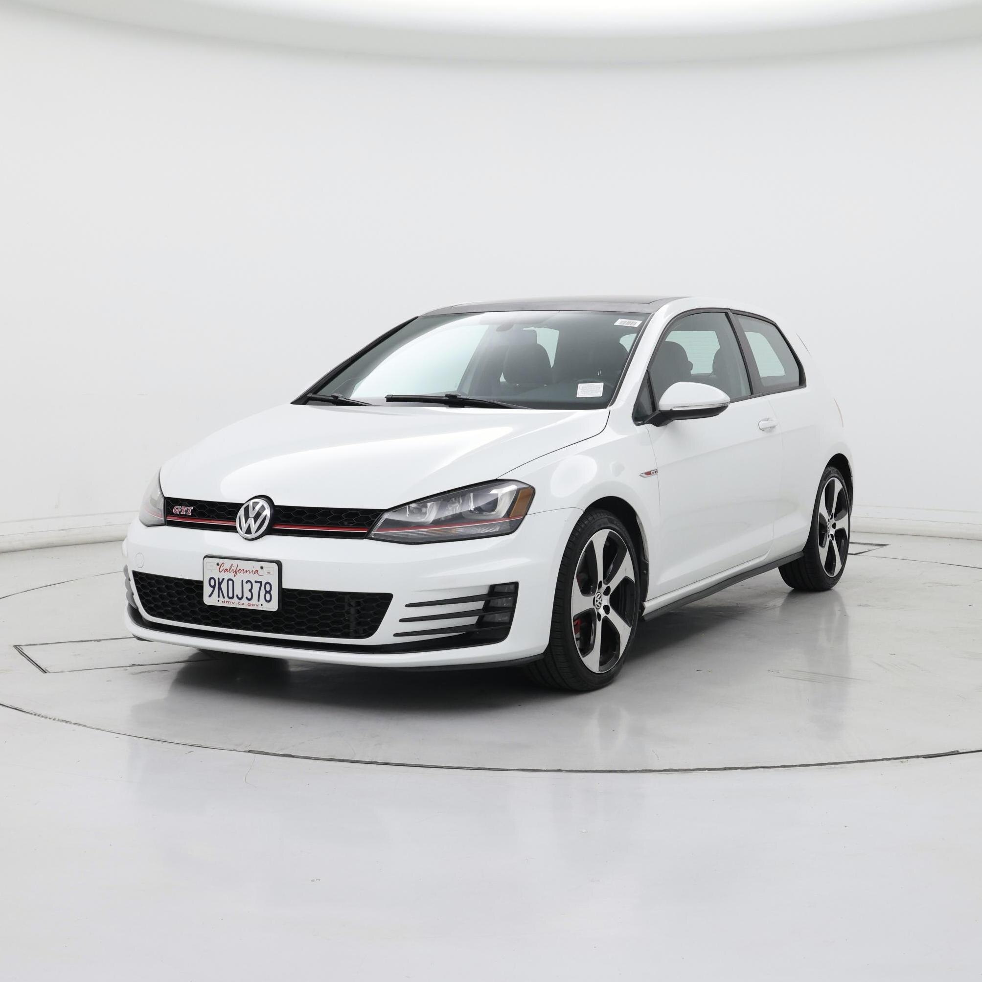 Thumbnail: 2015 Volkswagen Golf - 4