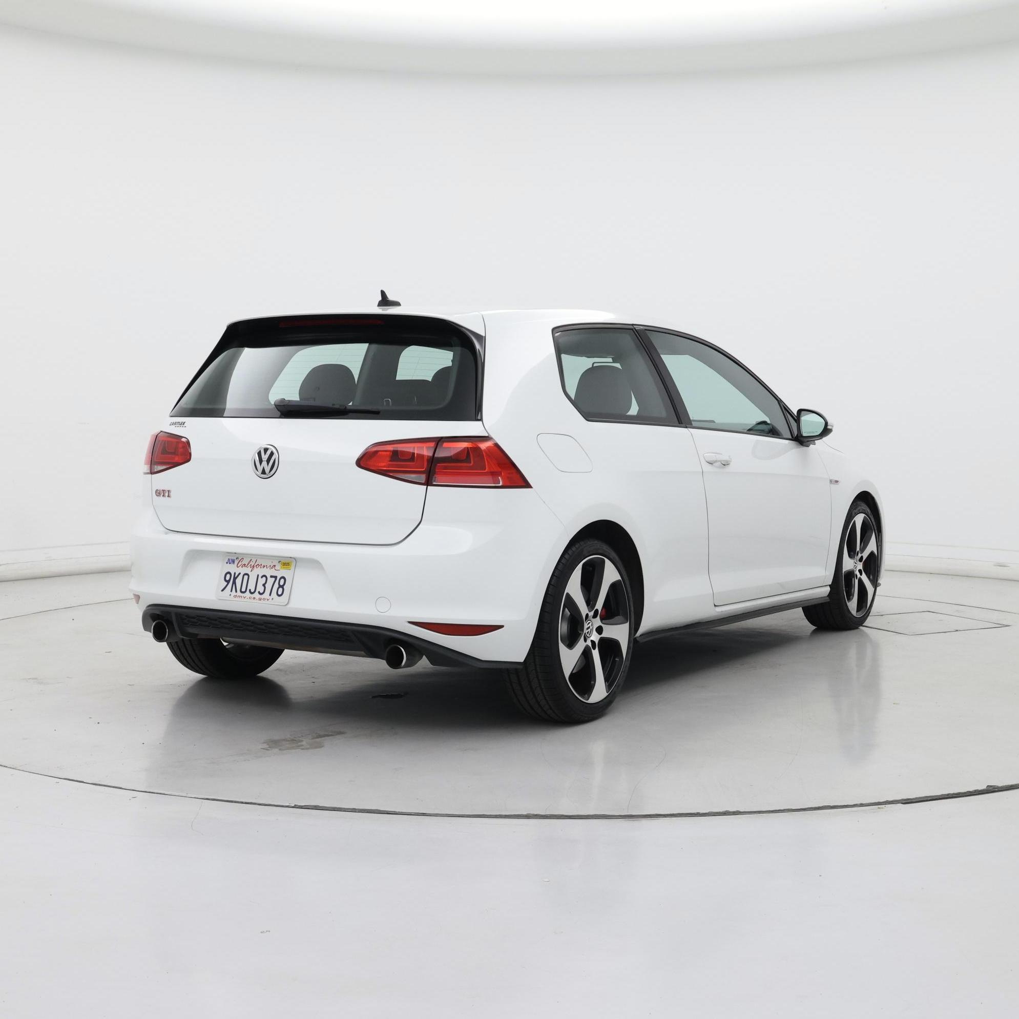 Thumbnail: 2015 Volkswagen Golf - 8
