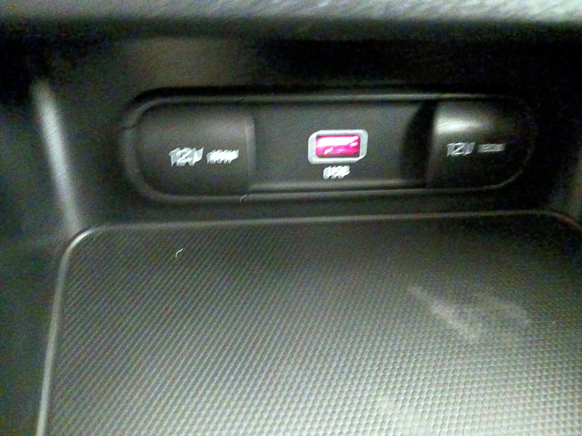 Thumbnail: 2022 Kia Forte - 18