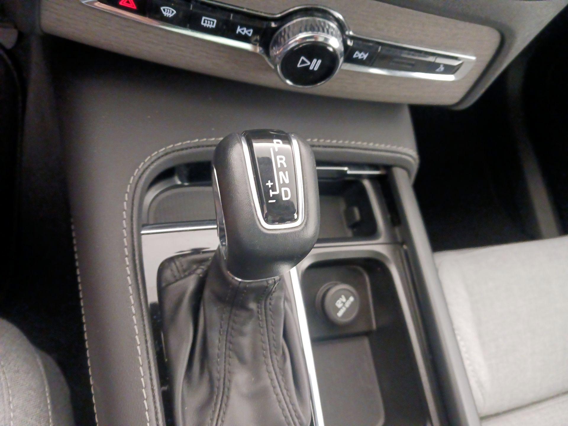 Thumbnail: 2020 Volvo XC90 - 17