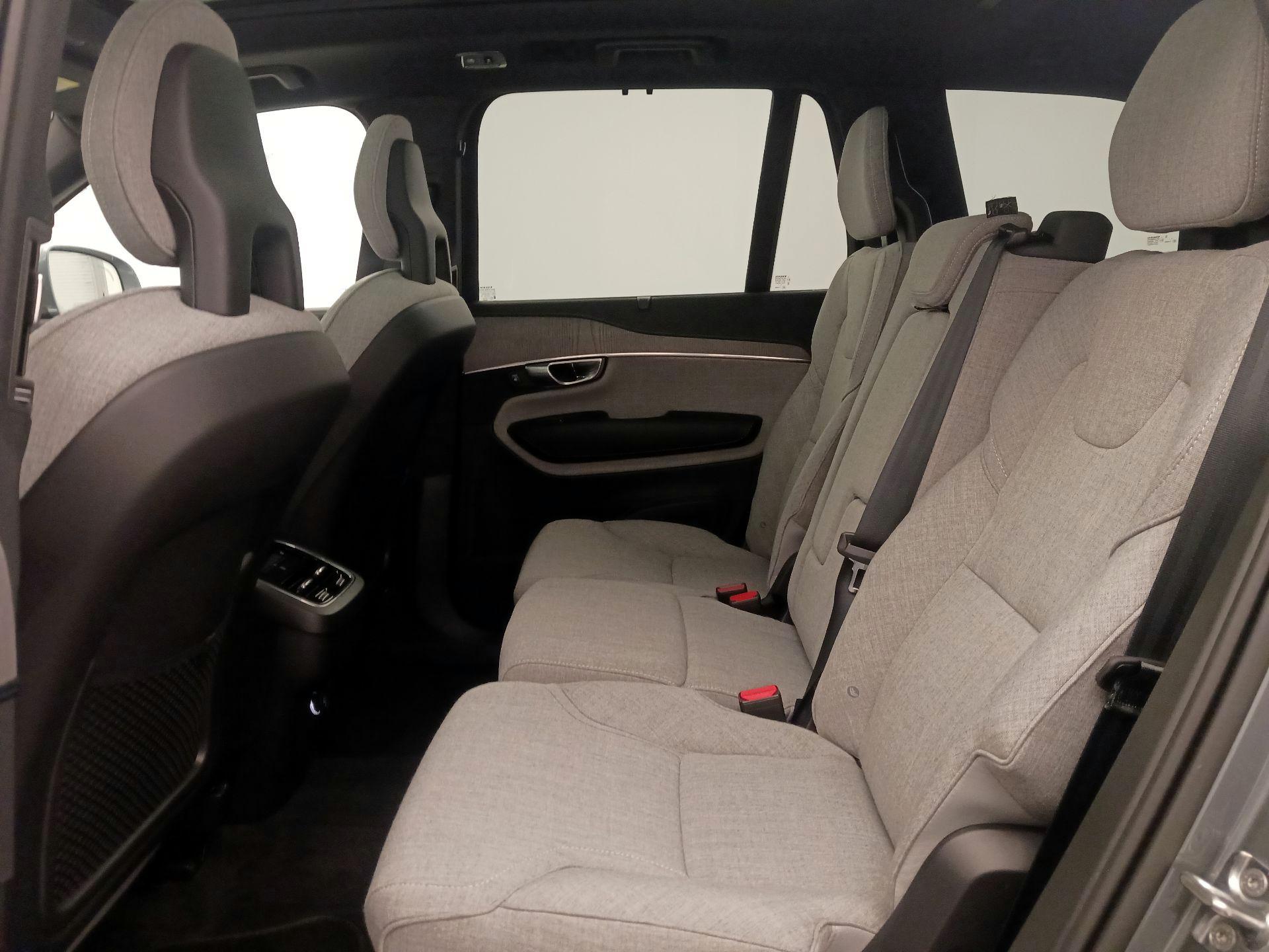 Thumbnail: 2020 Volvo XC90 - 20