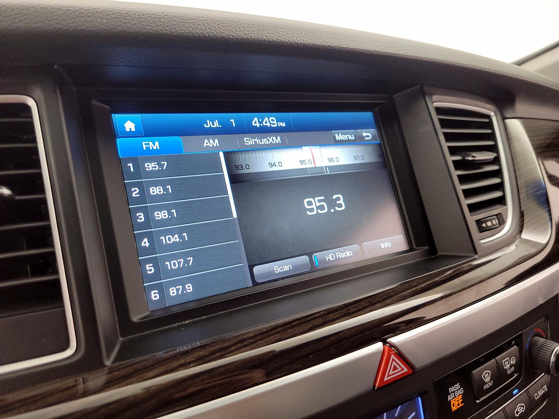 Thumbnail: 2016 Hyundai Genesis - 16