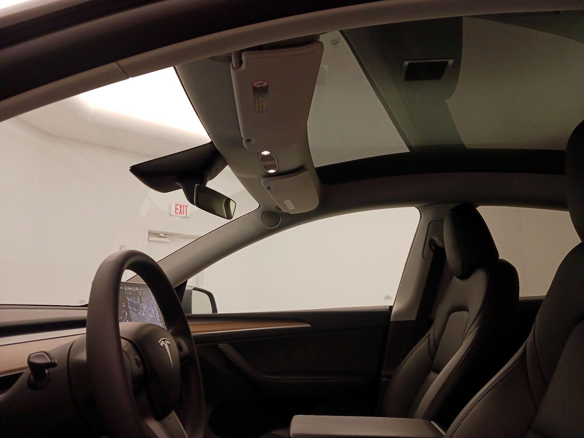Thumbnail: 2024 Tesla Model Y - 18
