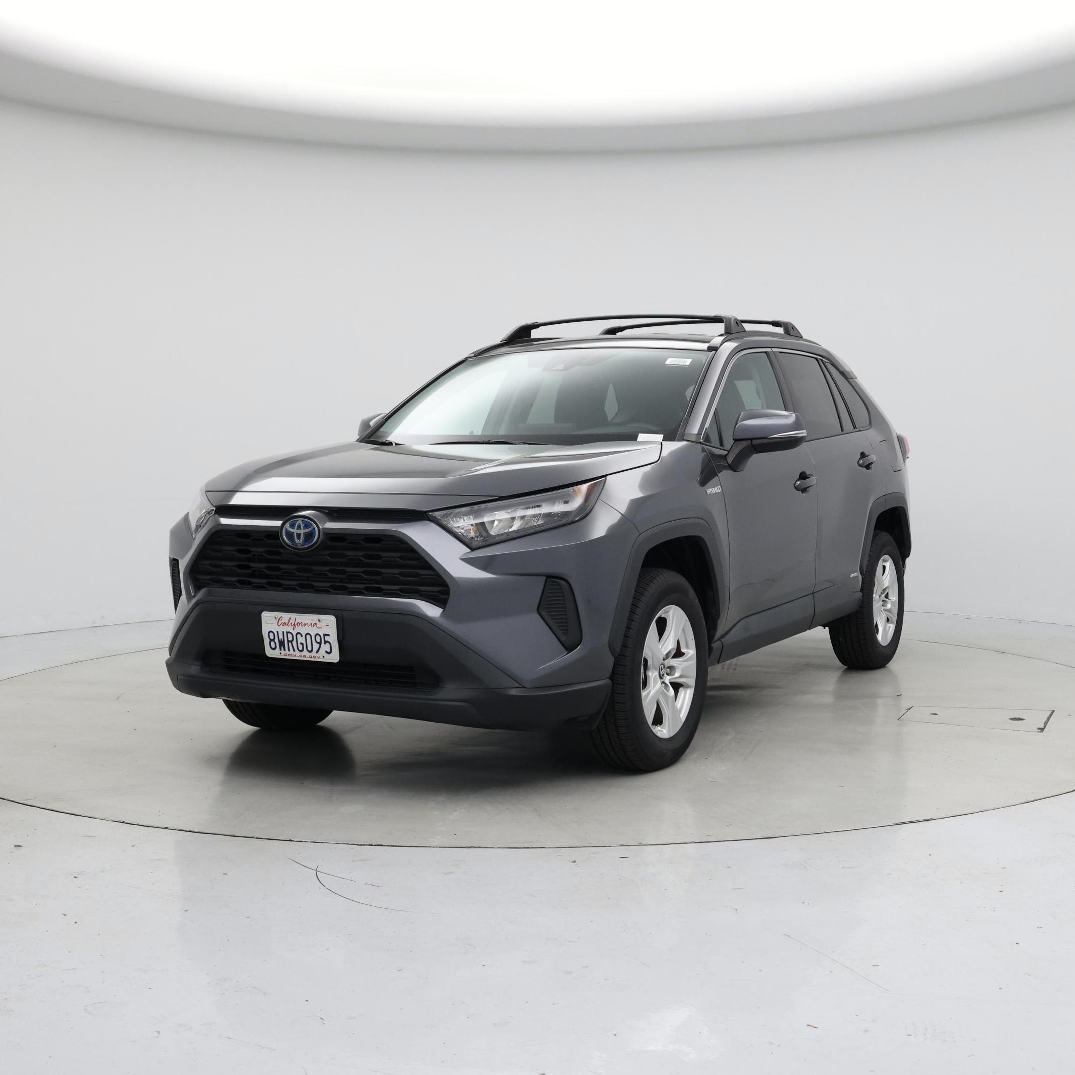 Thumbnail: 2021 Toyota RAV4 - 4
