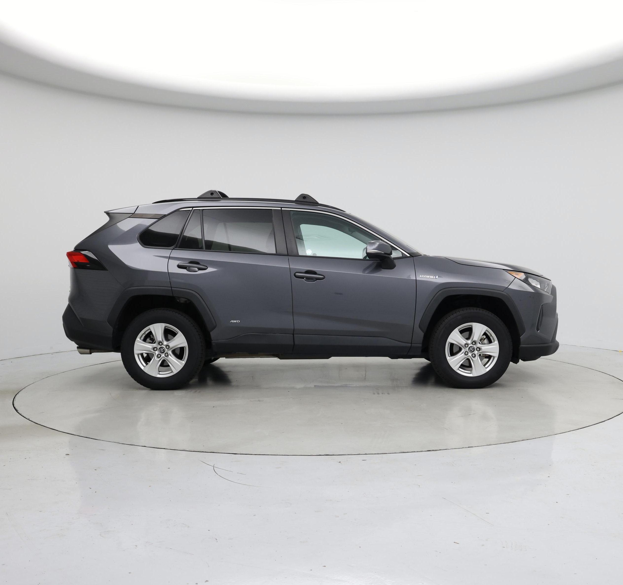 Thumbnail: 2021 Toyota RAV4 - 7