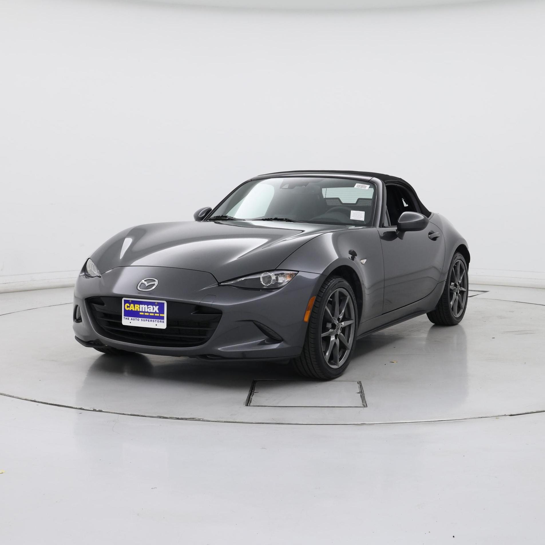 Thumbnail: 2018 Mazda MX-5 Miata - 4