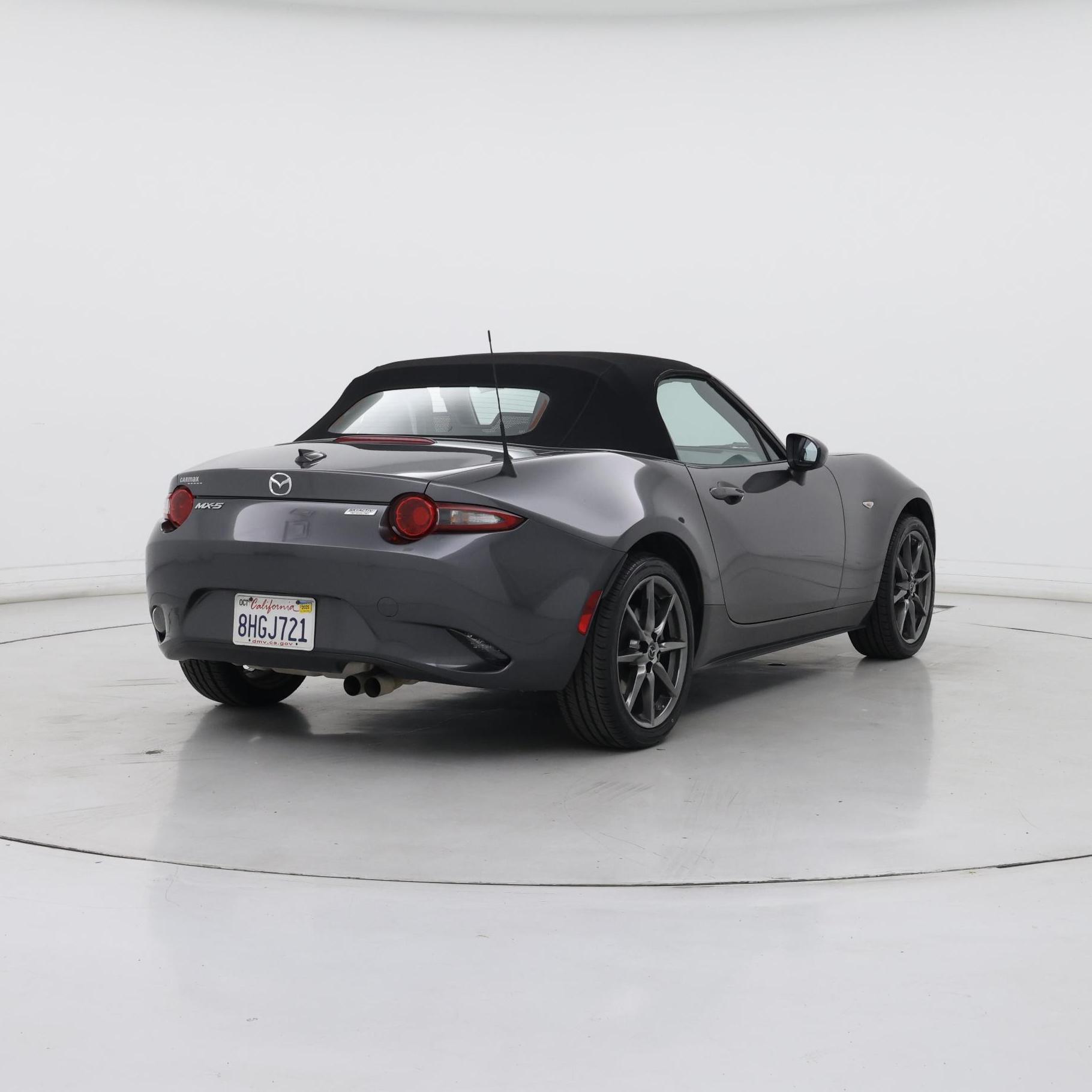 Thumbnail: 2018 Mazda MX-5 Miata - 8