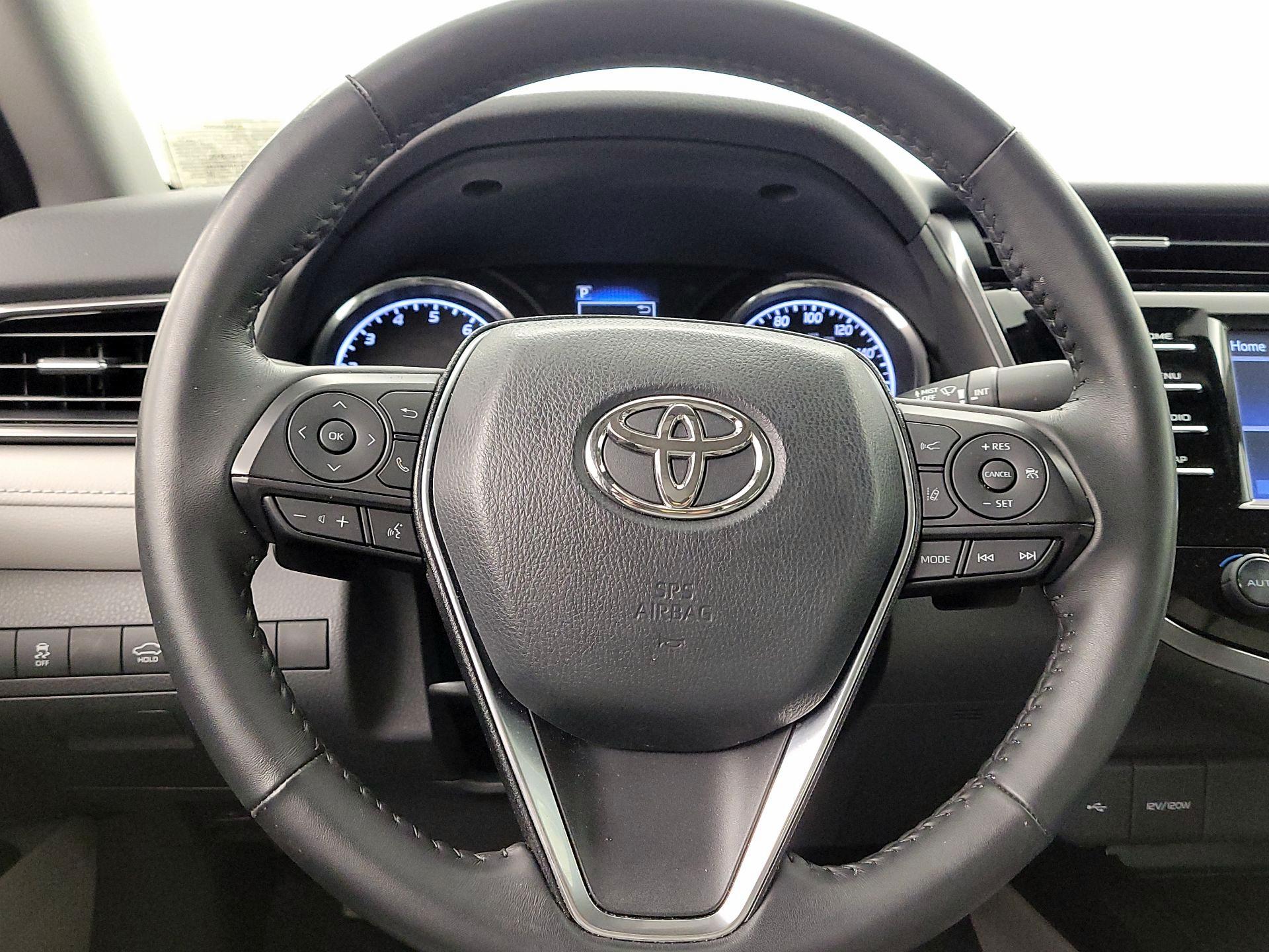 Thumbnail: 2020 Toyota Camry - 10