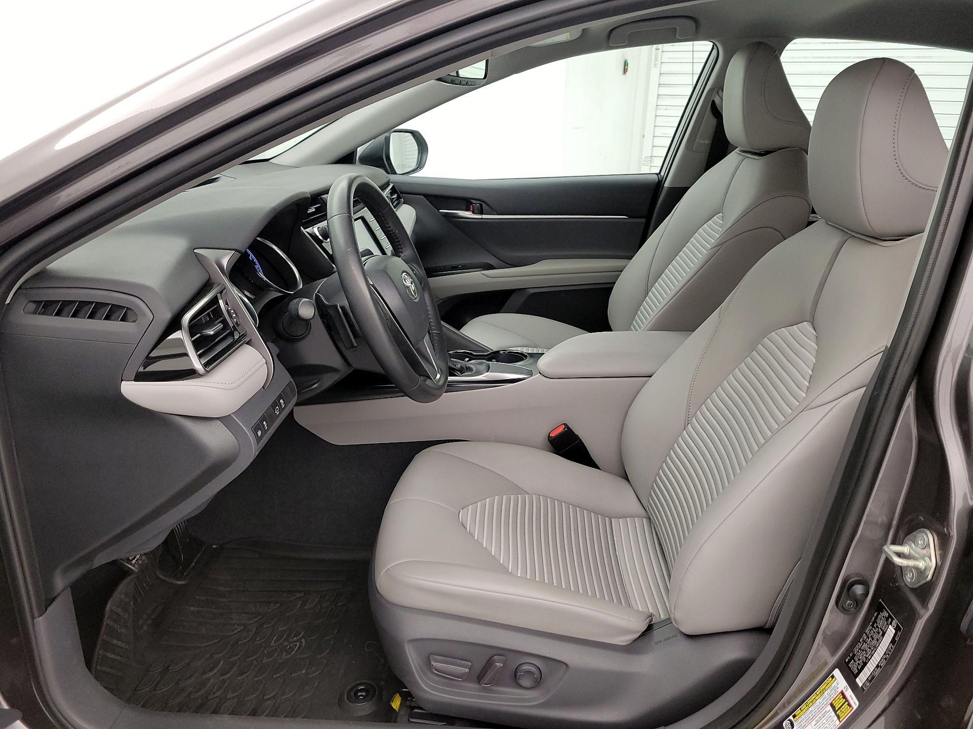 Thumbnail: 2020 Toyota Camry - 11