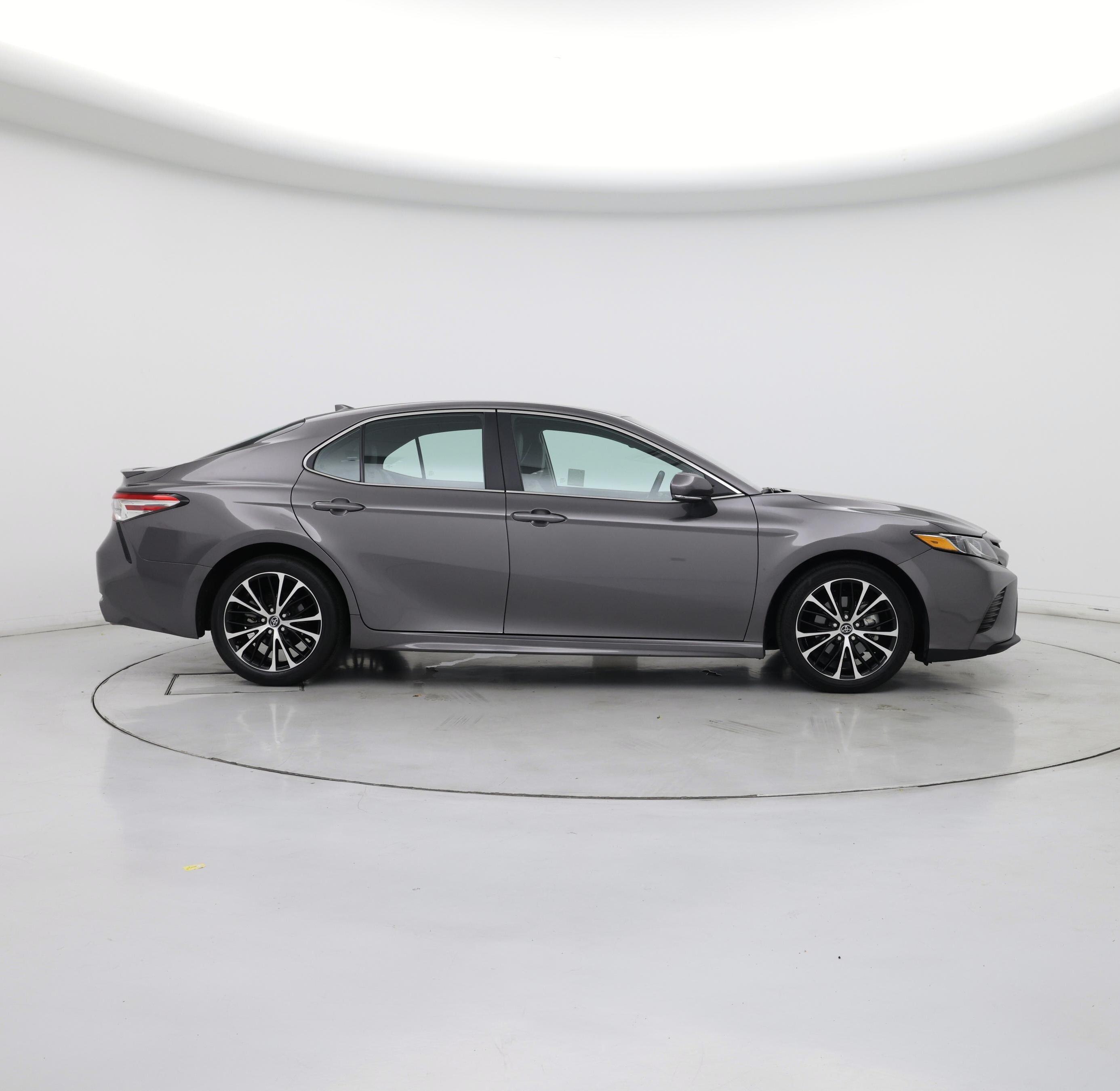 Thumbnail: 2020 Toyota Camry - 7