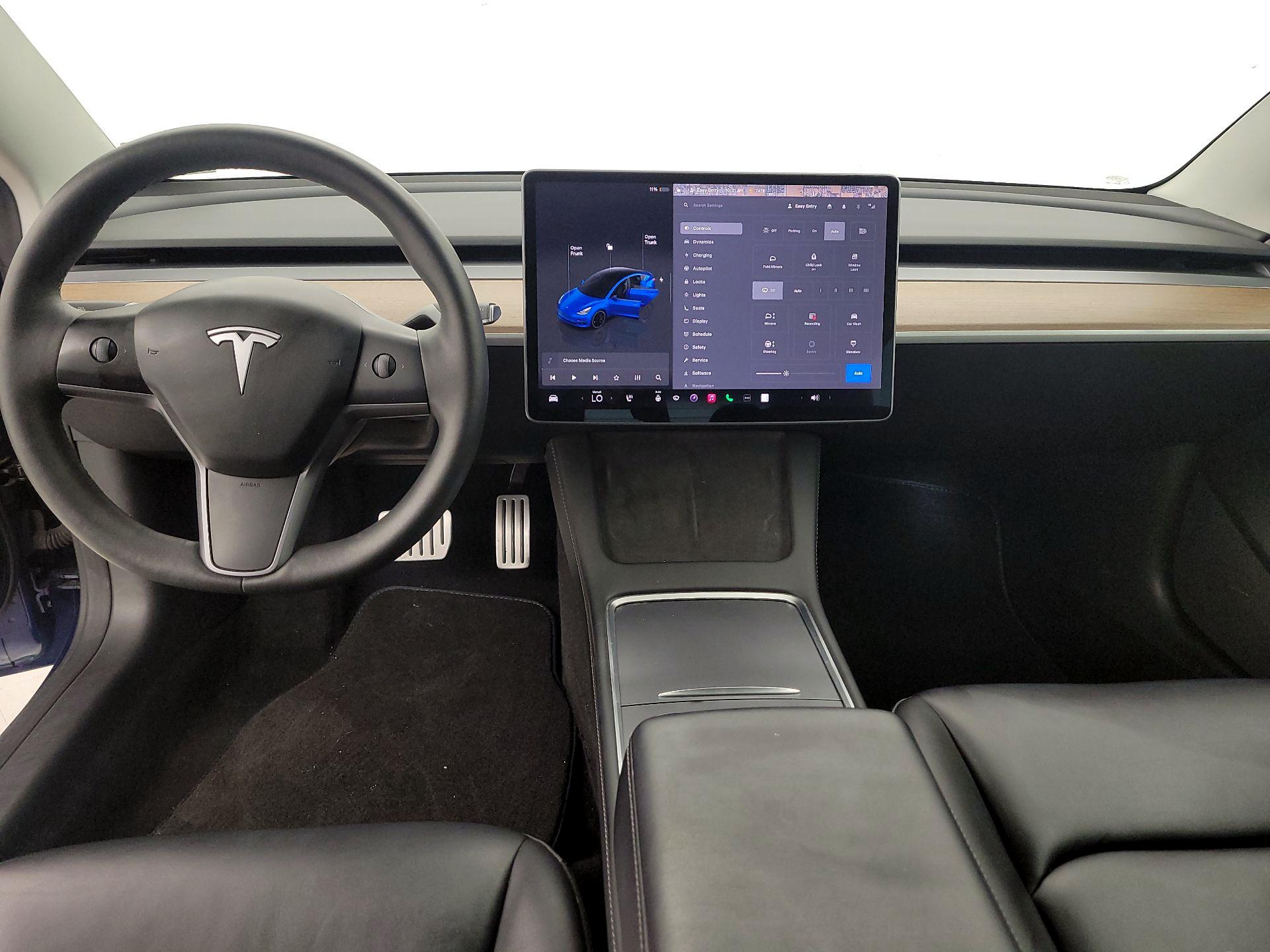 Thumbnail: 2023 Tesla Model 3 - 9