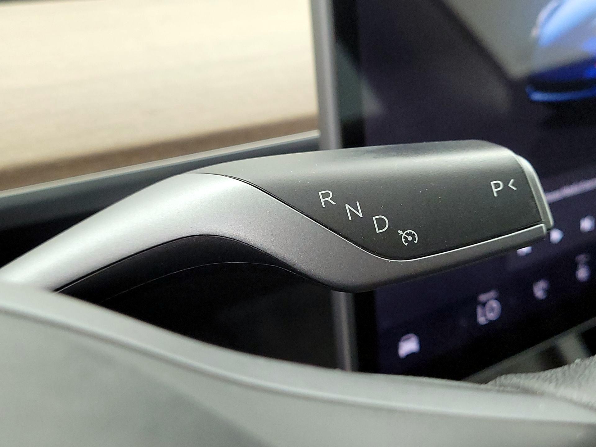 Thumbnail: 2023 Tesla Model 3 - 16