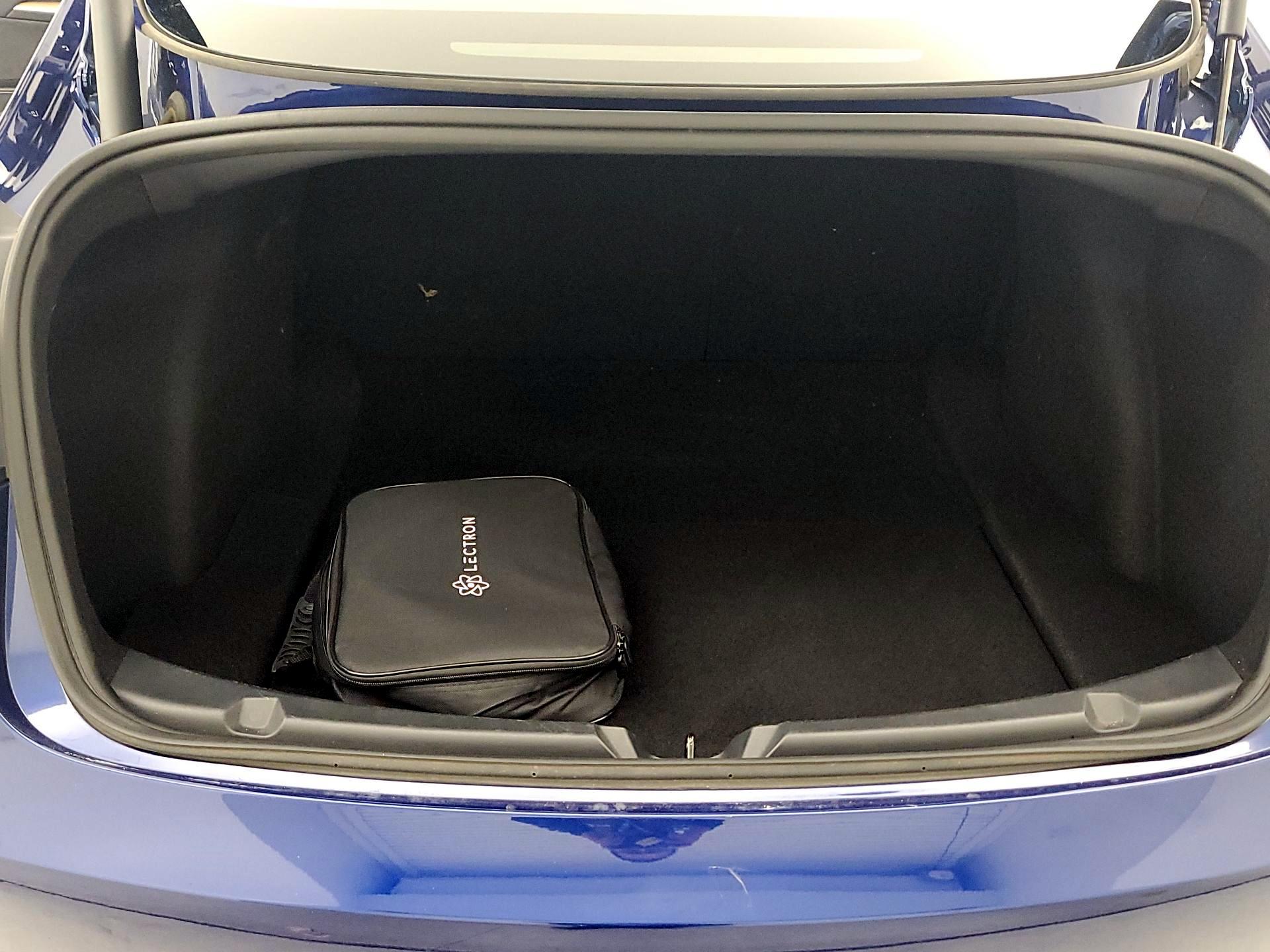 Thumbnail: 2023 Tesla Model 3 - 19
