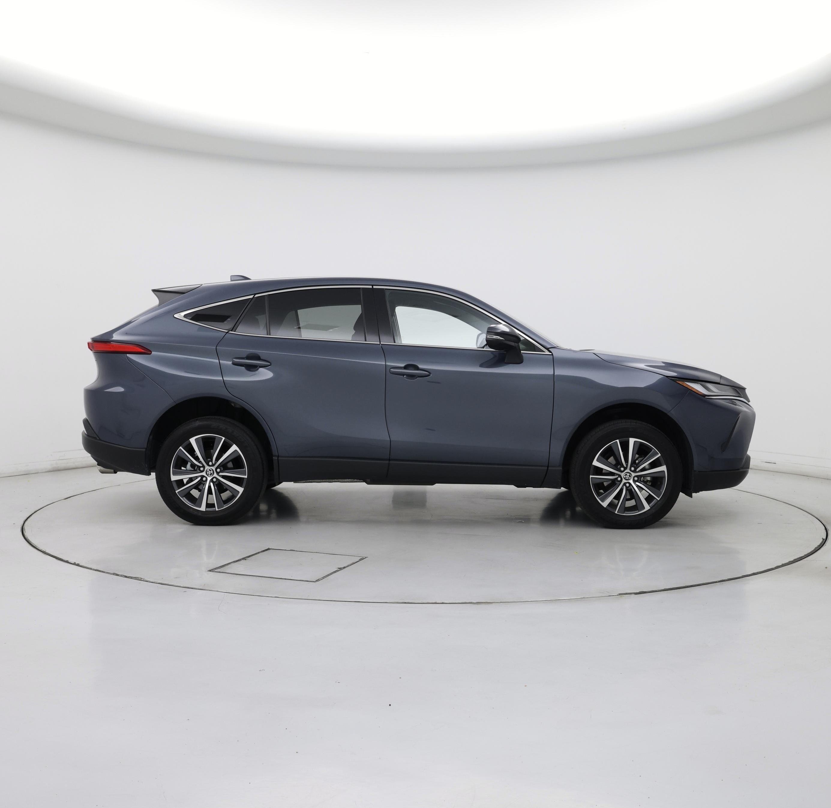 Thumbnail: 2023 Toyota Venza - 7